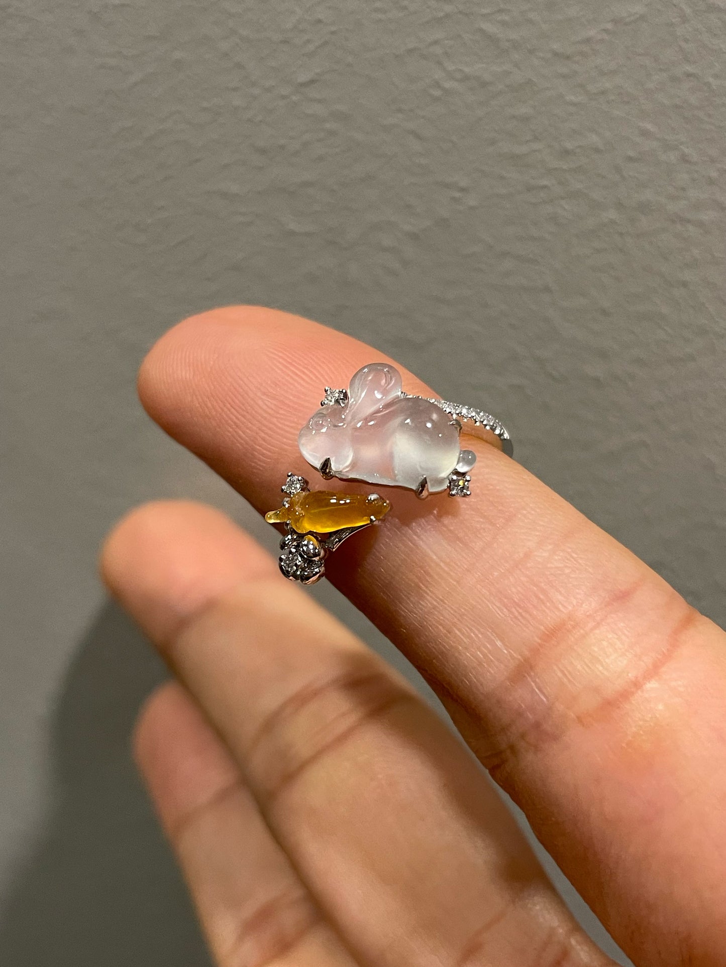 Icy Jade Ring - Rabbit With Carrot (NJR211)