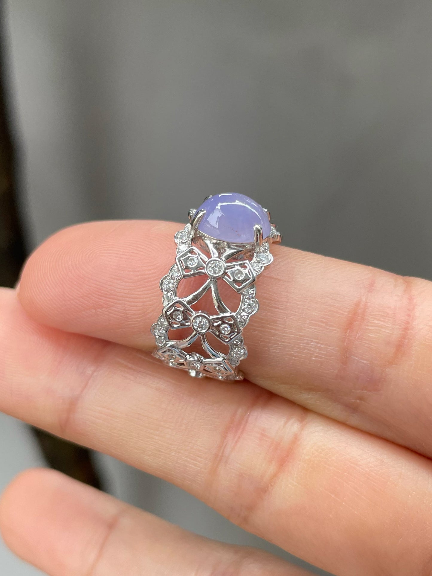 Lavender Jadeite Cabochon Ring (NJR242)