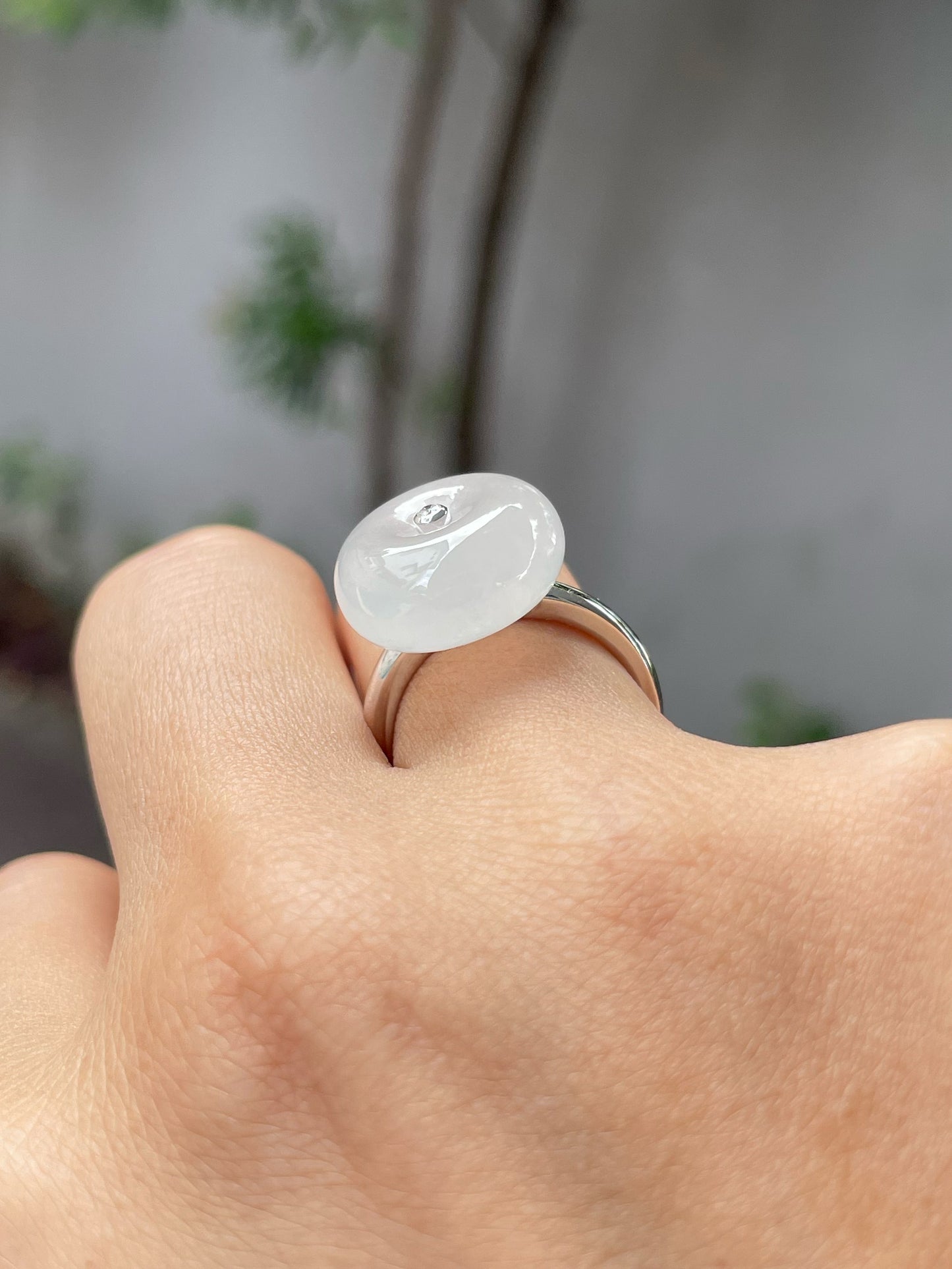 White Jade Ring - Safety Coin (NJR238)