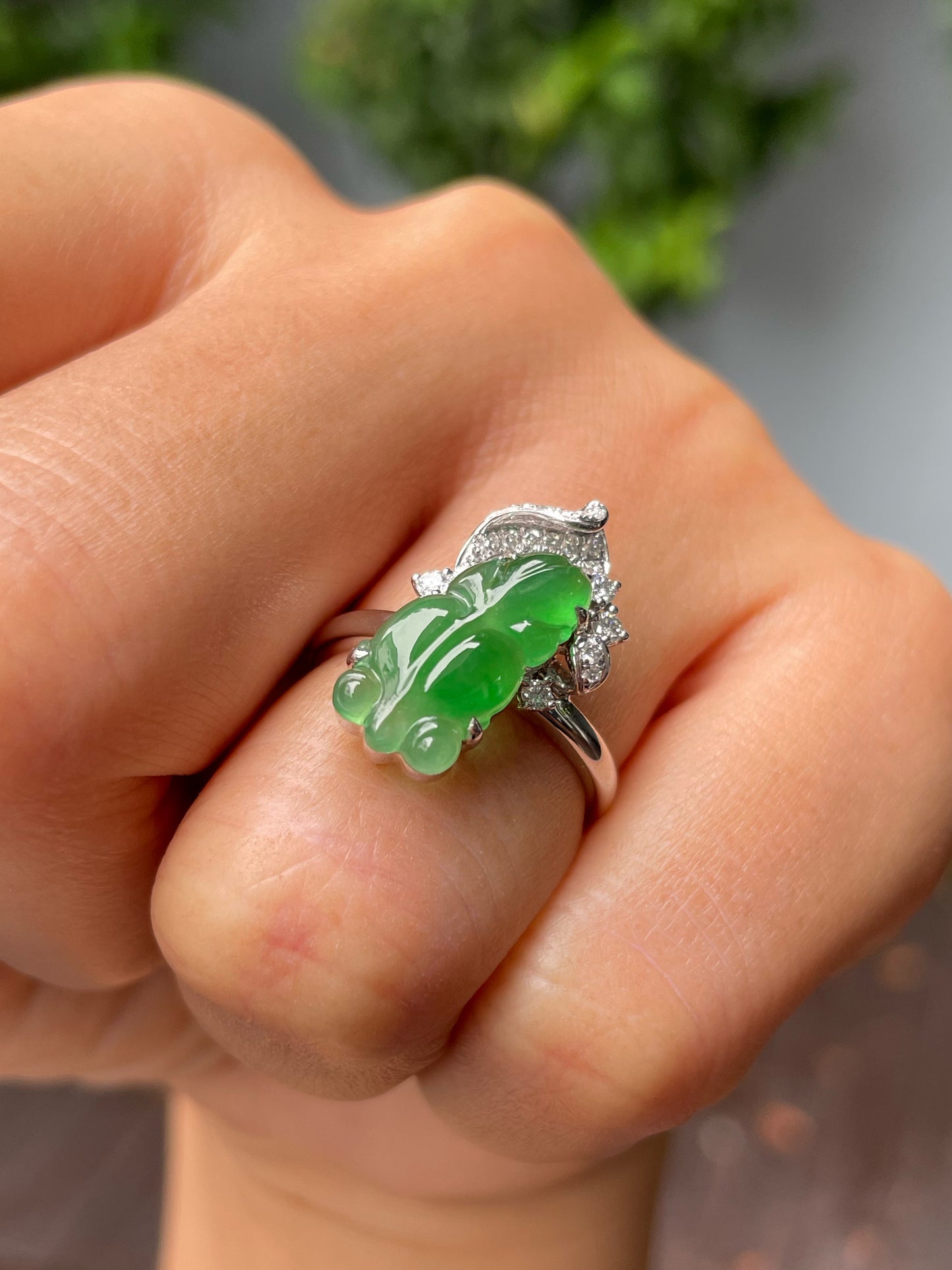 Green Goldfish Jade Ring (NJR296)