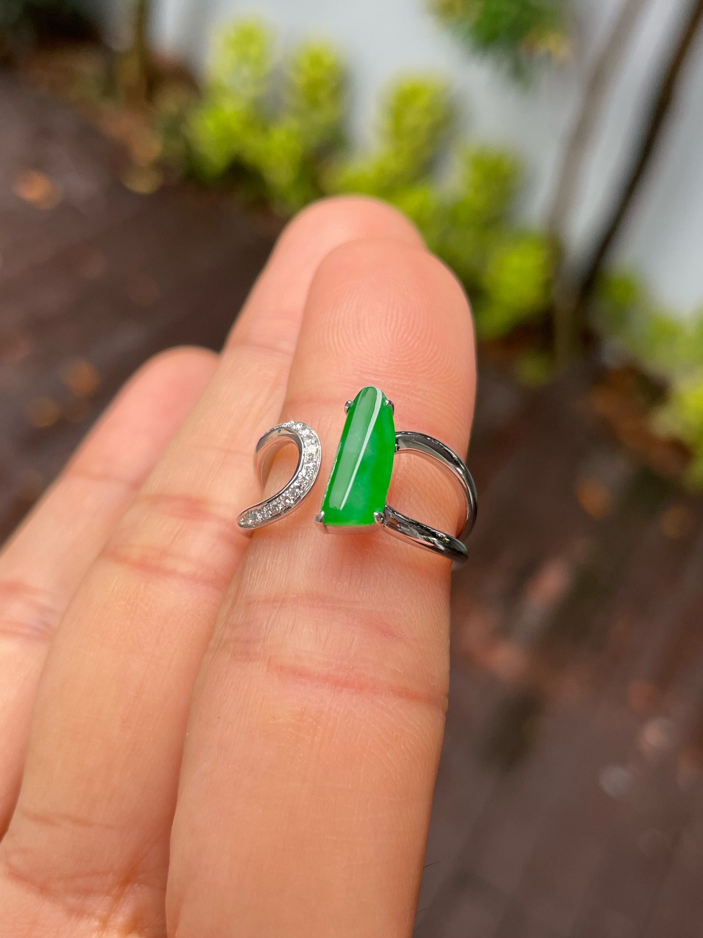 Green Jade Ring (NJR324)