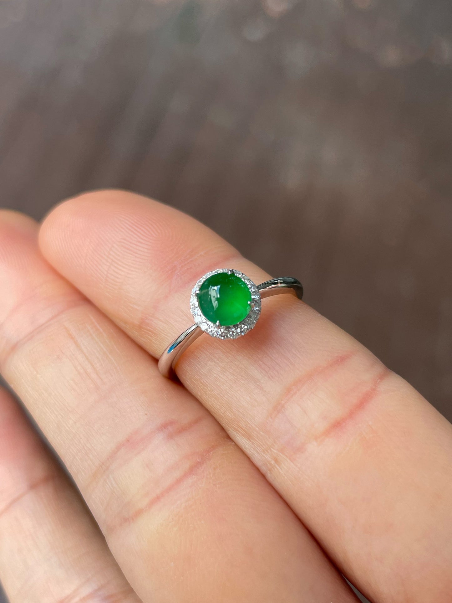 Green Jadeite Cabochon Ring (NJR325)