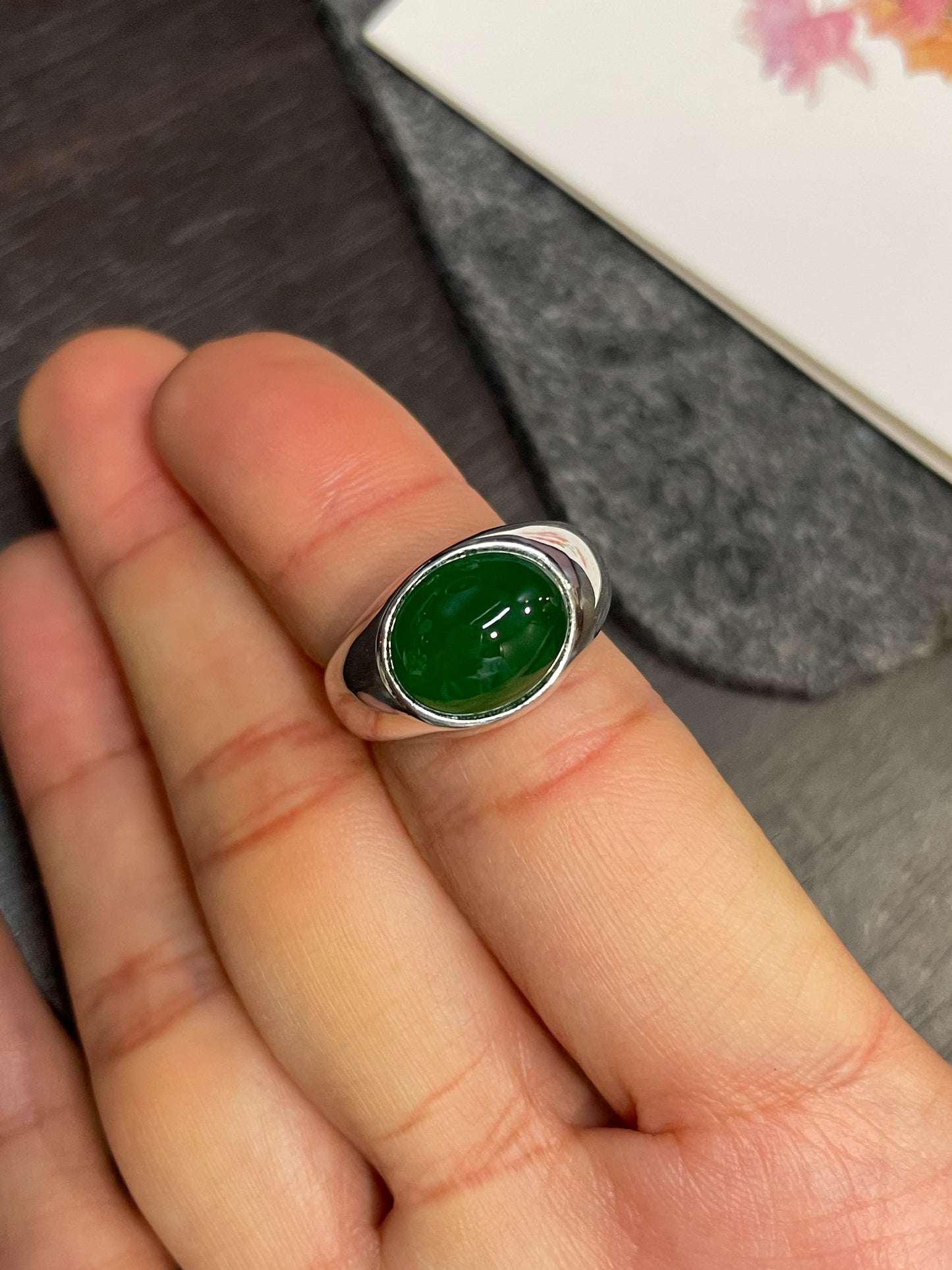 Green Jadeite Cabochon Ring (NJR370)