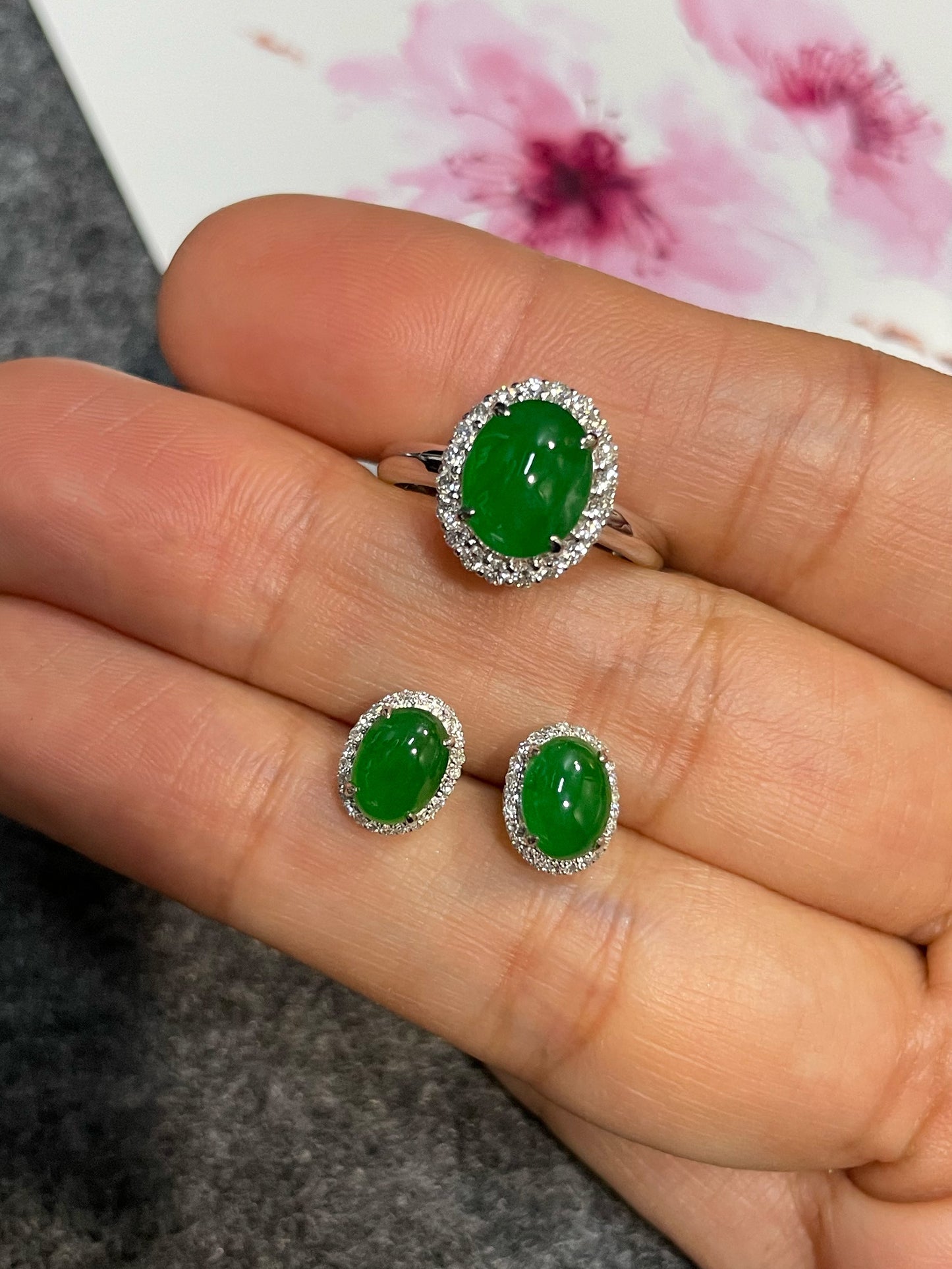 Green Jadeite Cabochons Set - Ring & Earrings (NJS013)