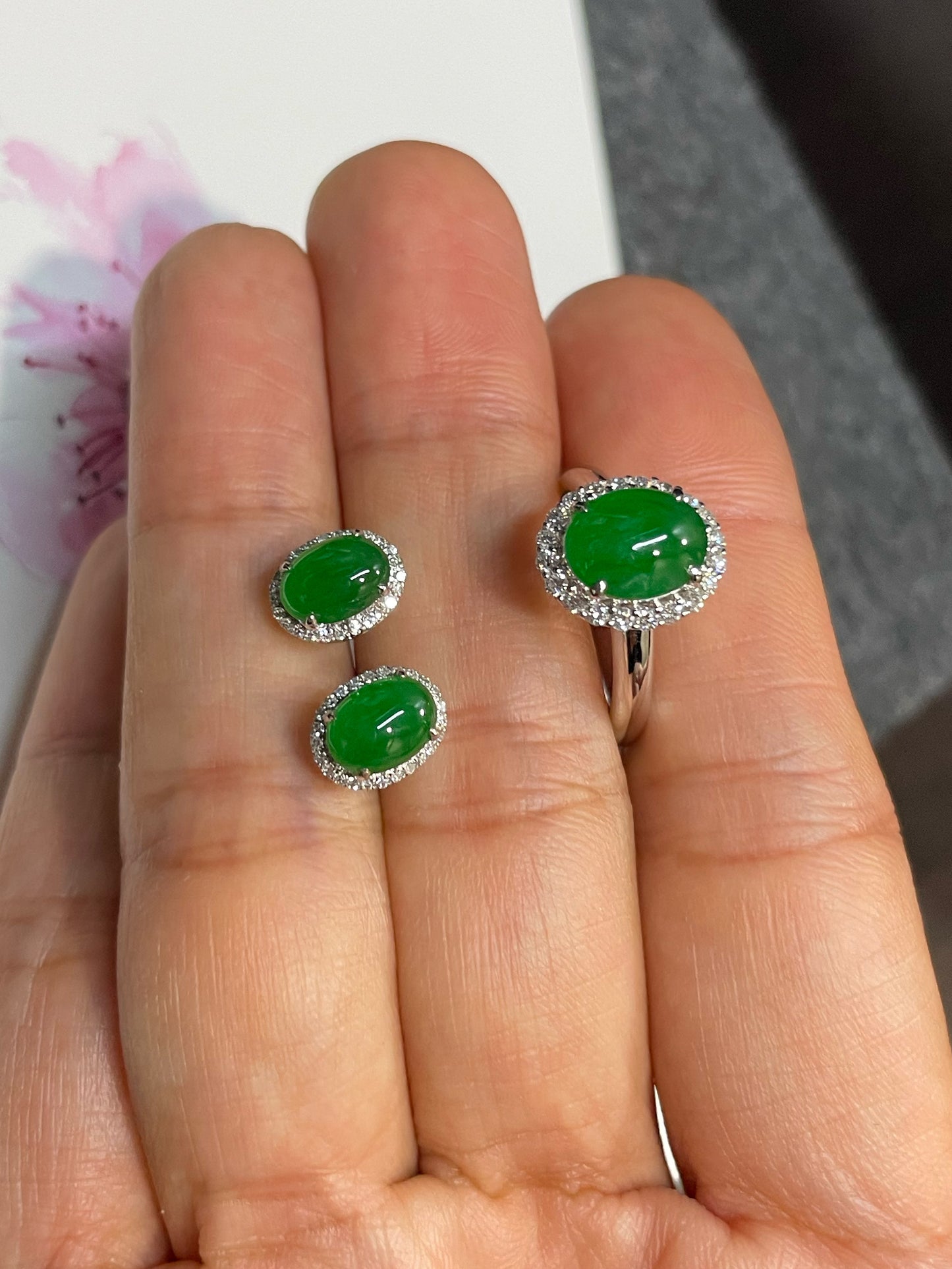 Green Jadeite Cabochons Set - Ring & Earrings (NJS013)