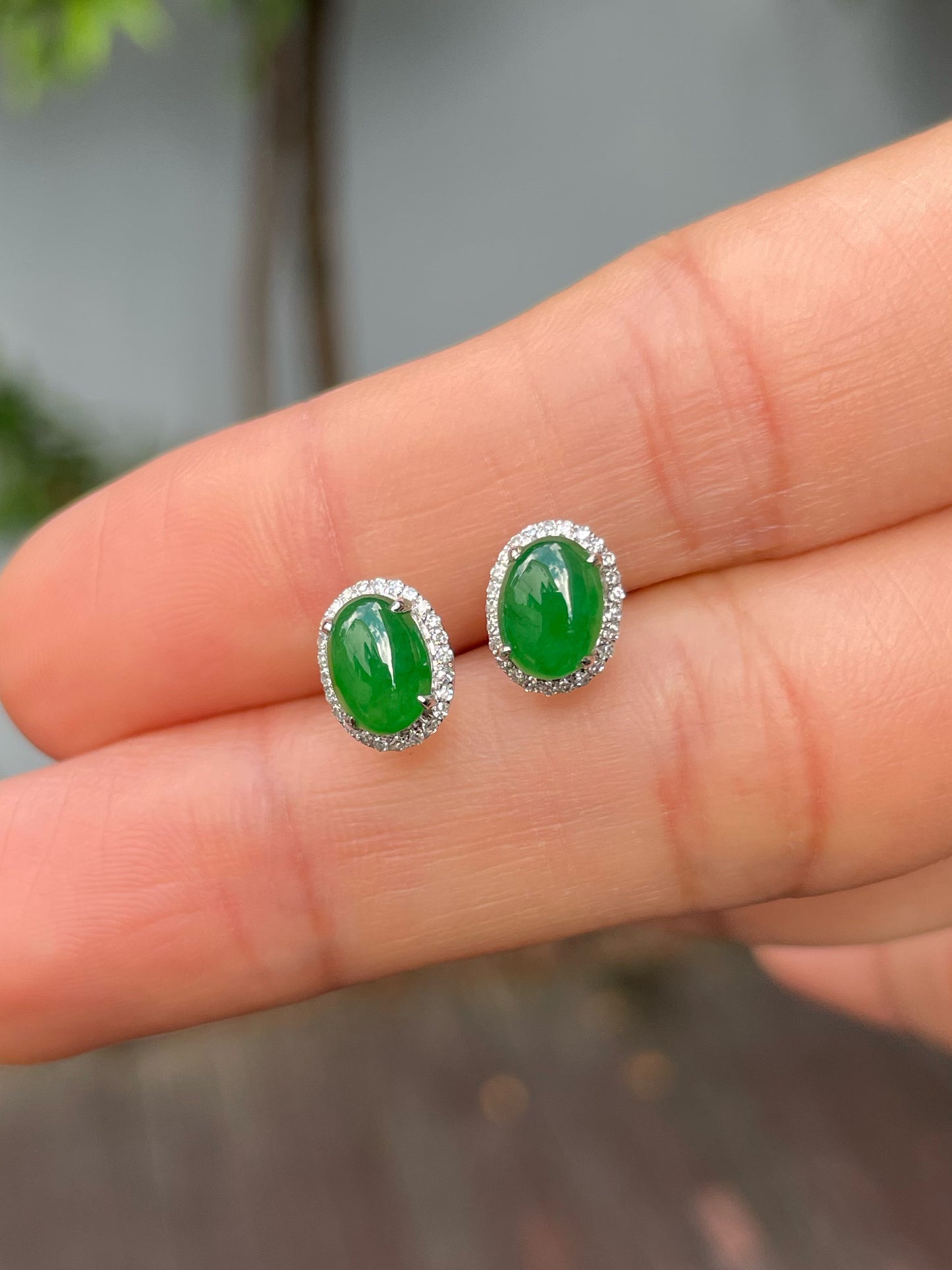 Green Jadeite Cabochons Set - Ring & Earrings (NJS013)