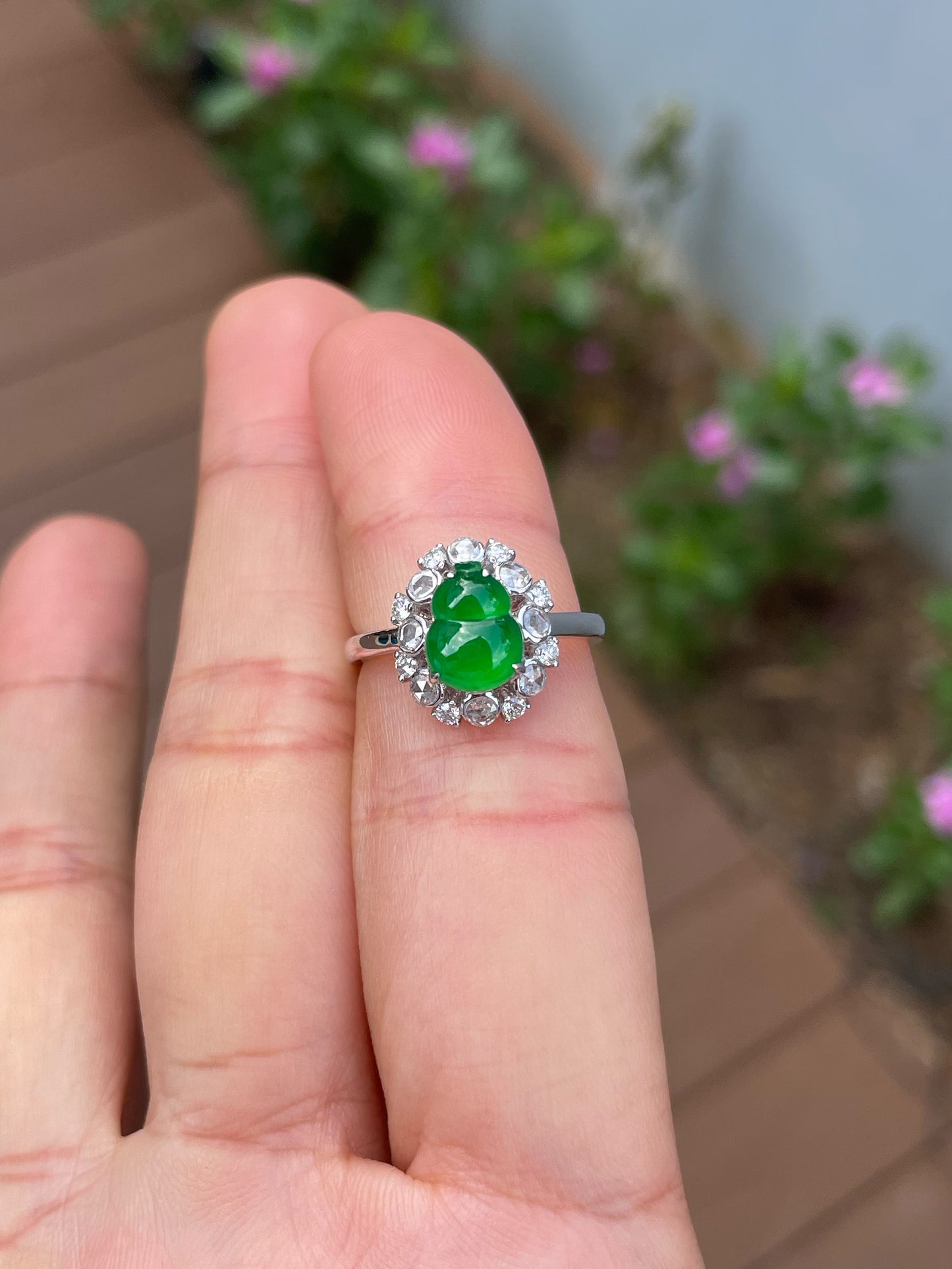 Green Jadeite Hu Lu Set - Ring & Earrings (NJS016)