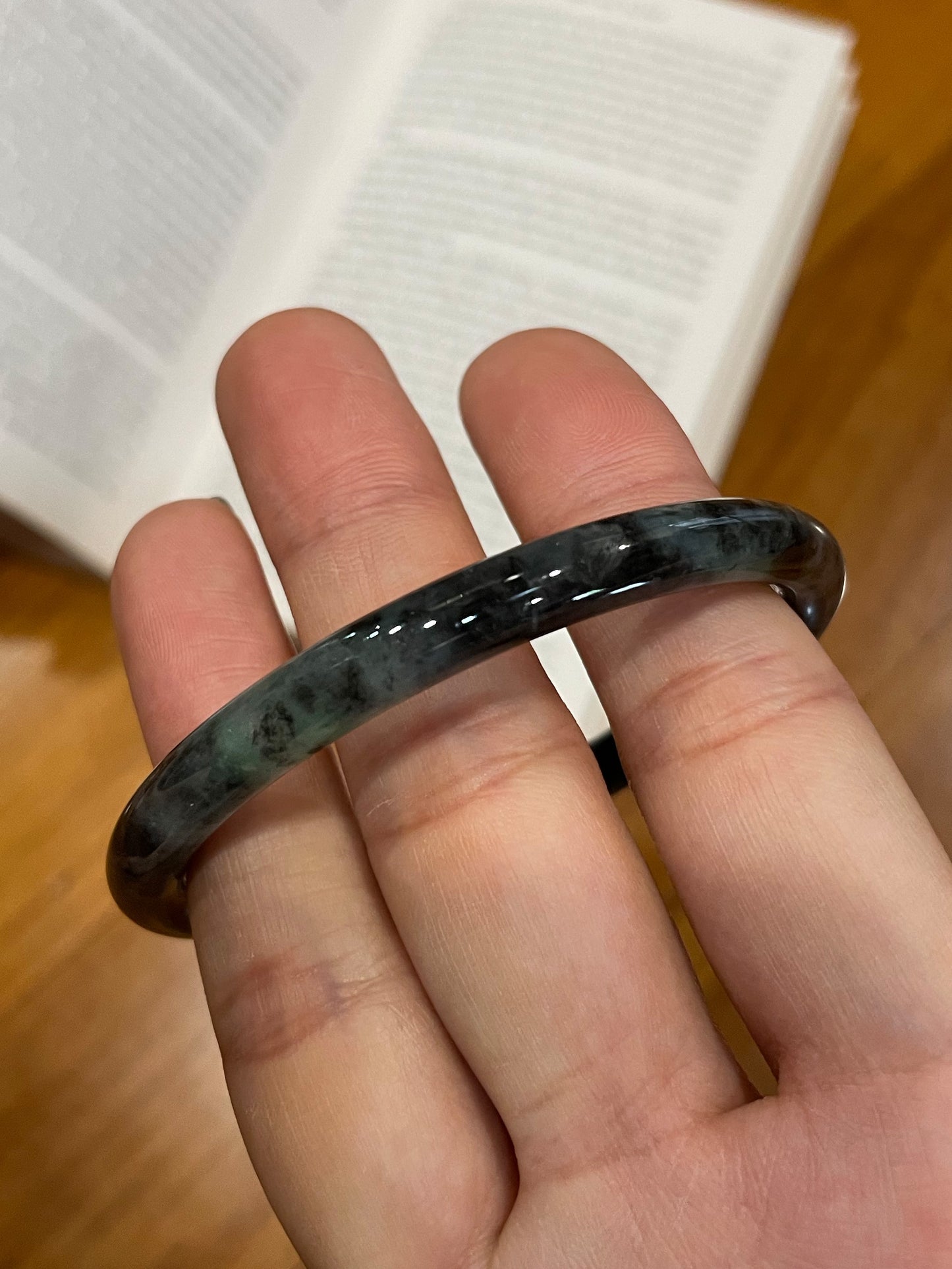 Black Jadeite Bangle | 58mm (NJBA007)