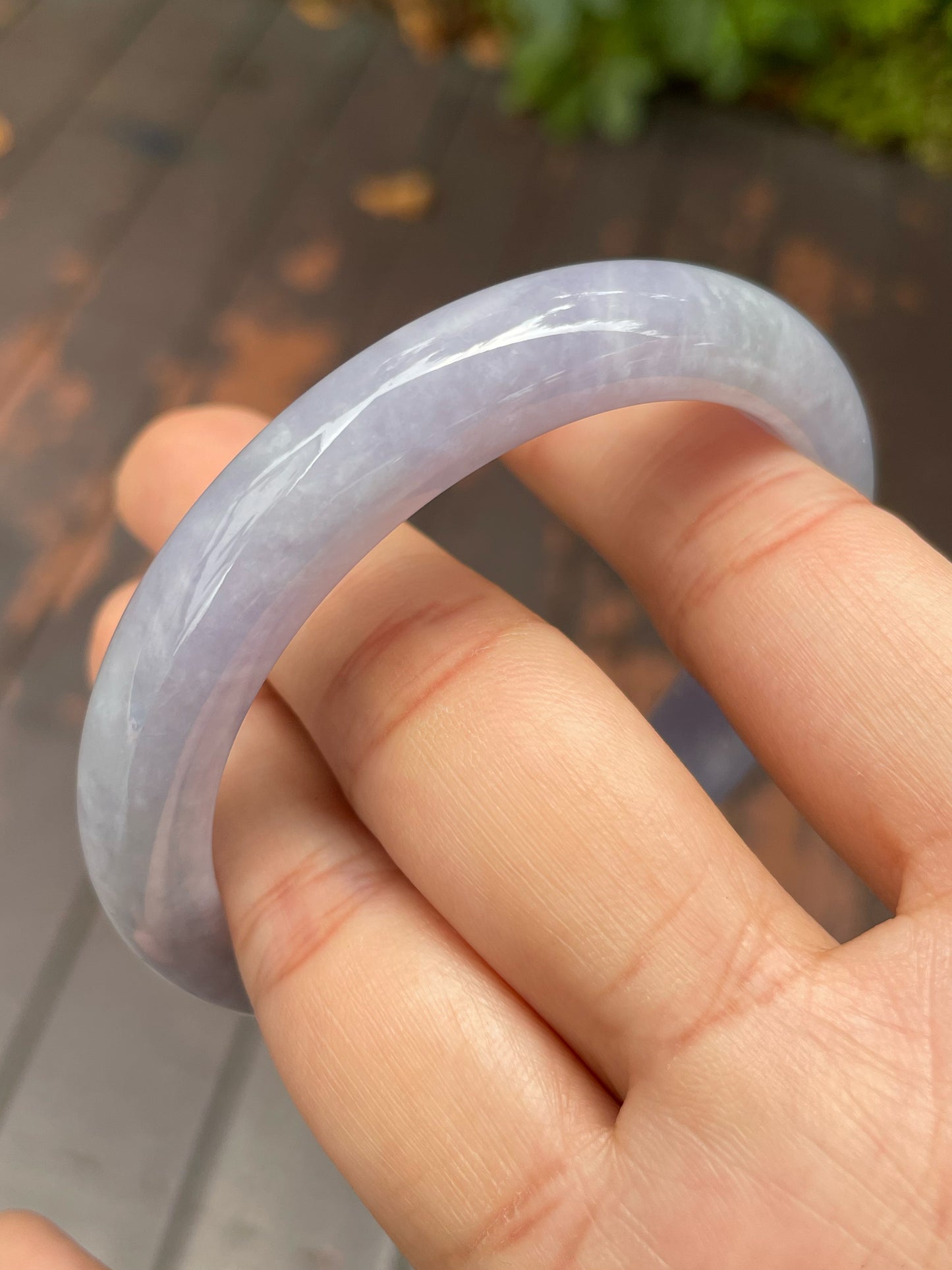 Light Lavender Jadeite Bangle | 57mm (NJBA083)