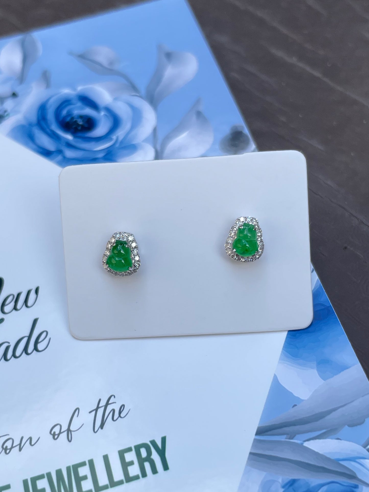 Green Jadeite Earrings - Hu Lu 葫芦 (NJE016)