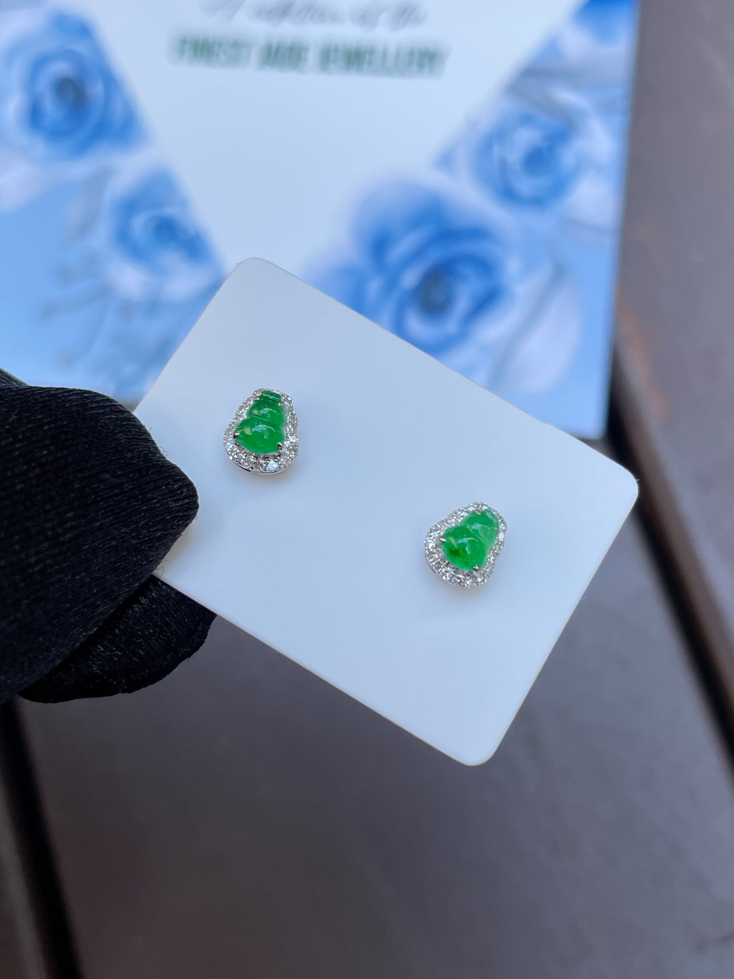 Green Jadeite Earrings - Hu Lu 葫芦 (NJE016)