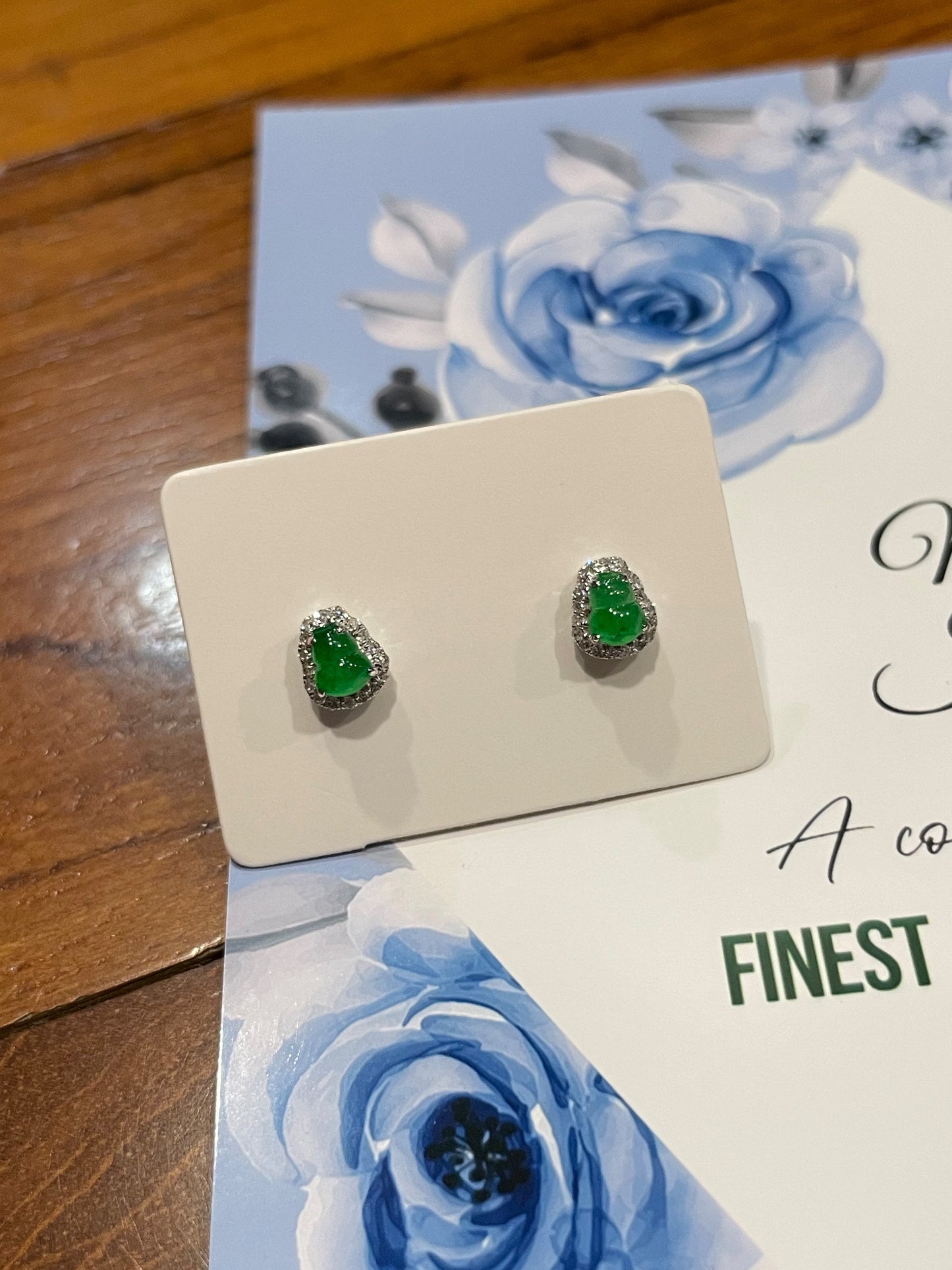 Green Jadeite Earrings - Hu Lu 葫芦 (NJE016)