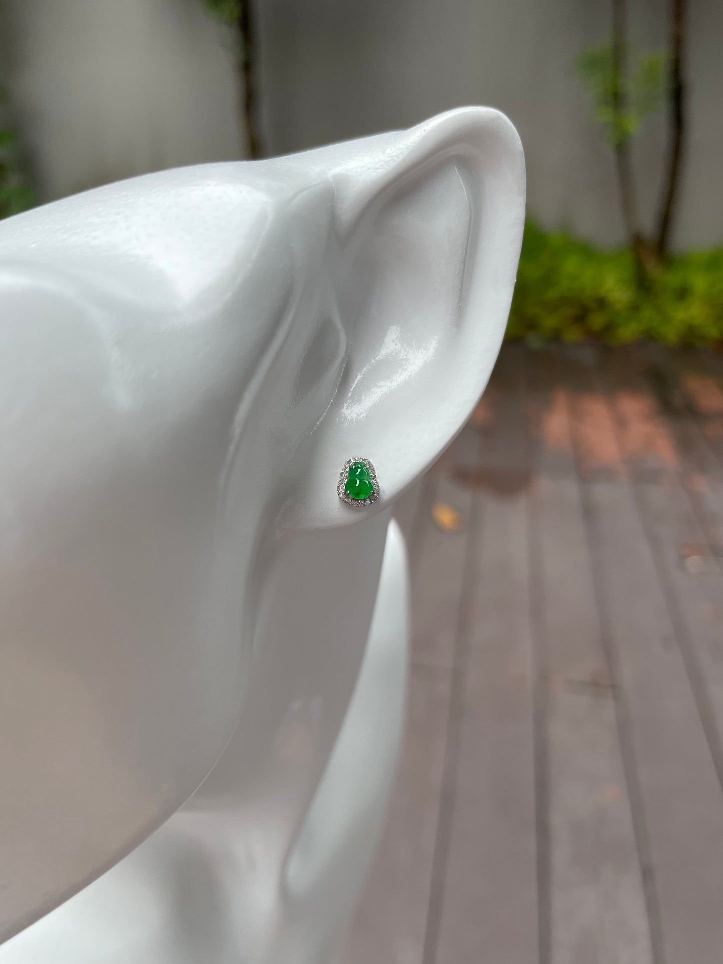 Green Jadeite Earrings - Hu Lu 葫芦 (NJE016)