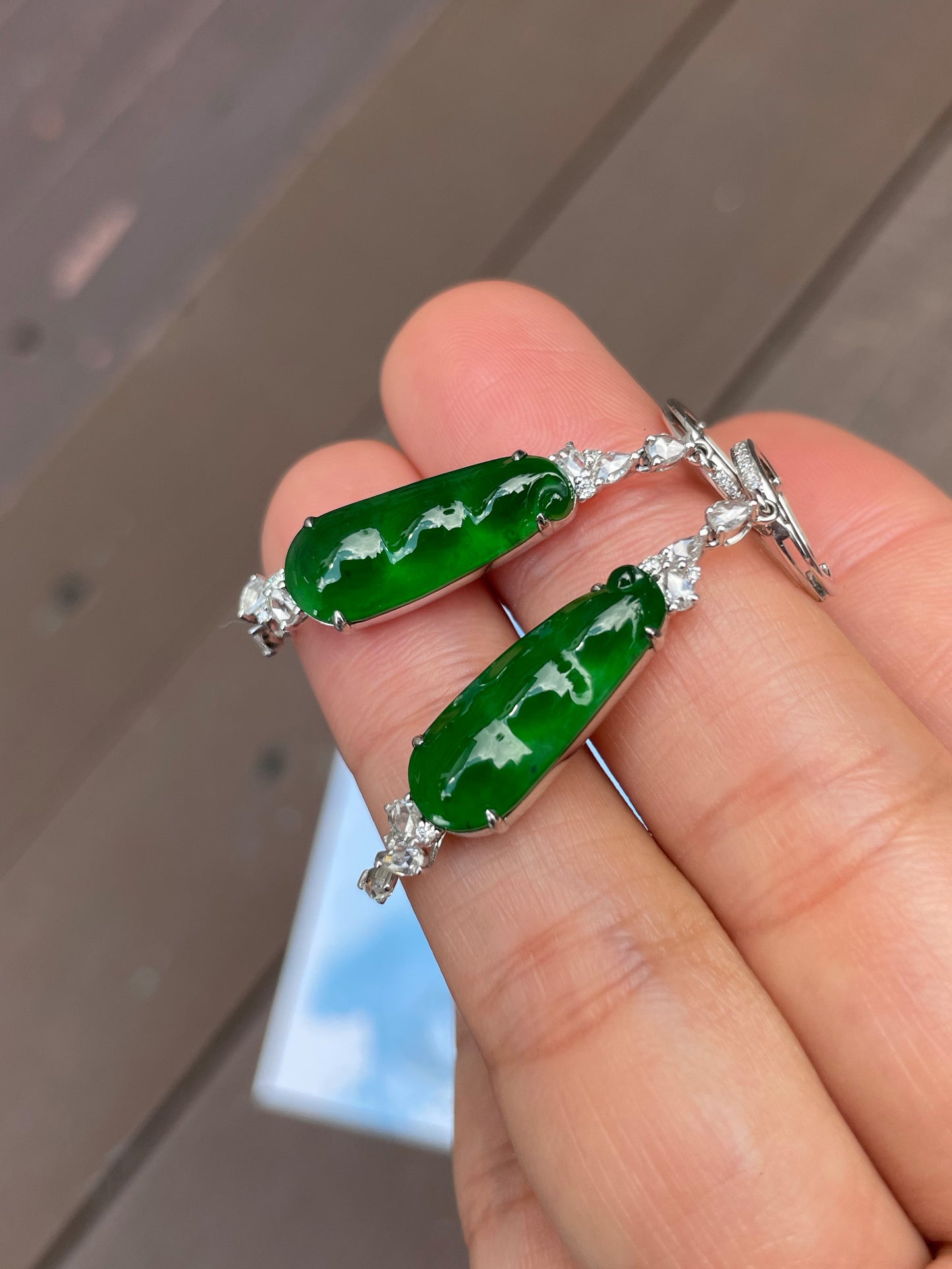 Green Jadeite Dangling Earrings - Pea Pod Carvings (NJE019)