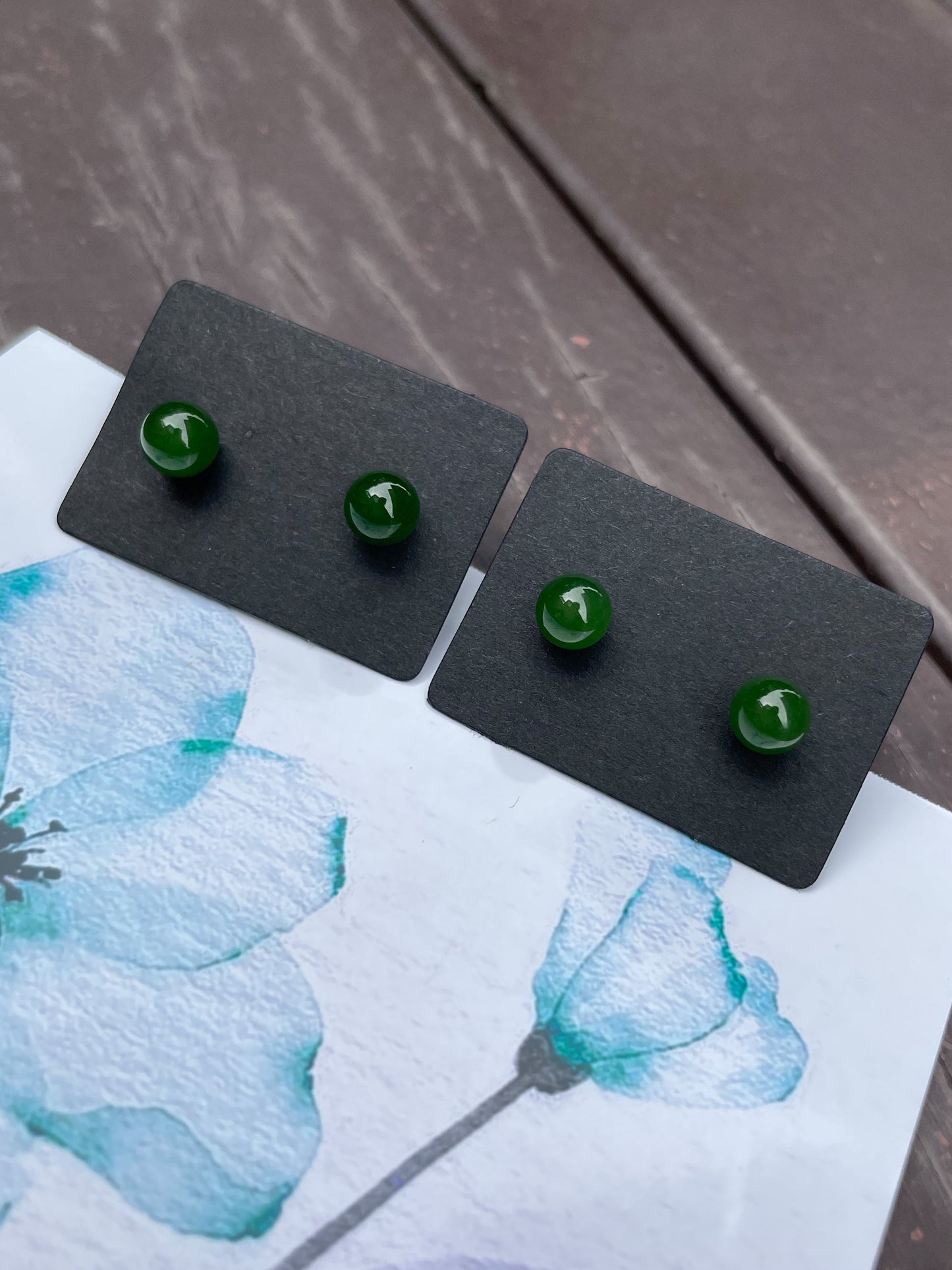 Green Nephrite Stud Earrings (NJE043)