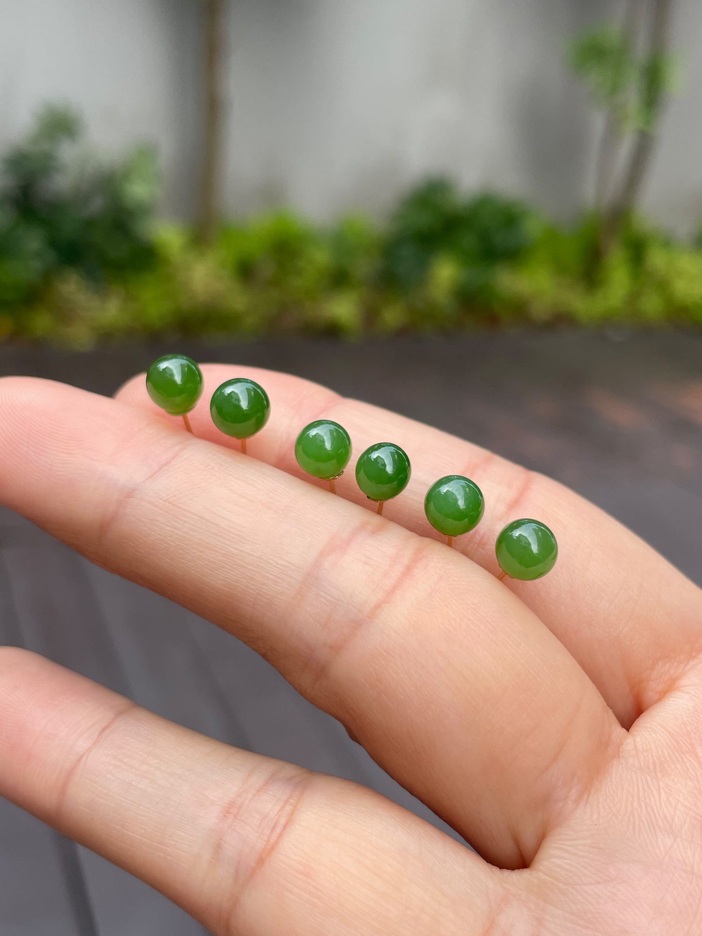 Green Nephrite Stud Earrings (NJE064)