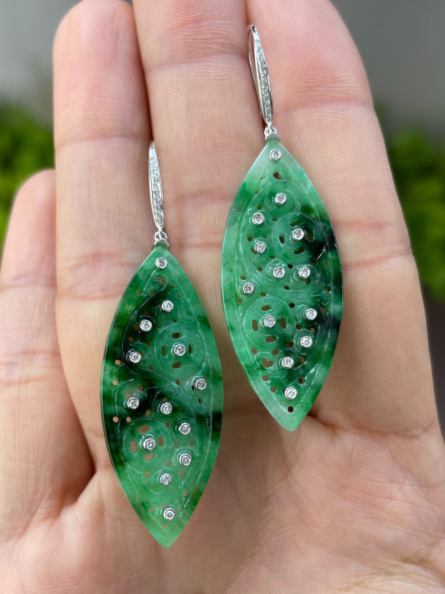 Green Jadeite Carved Earrings (NJE087)