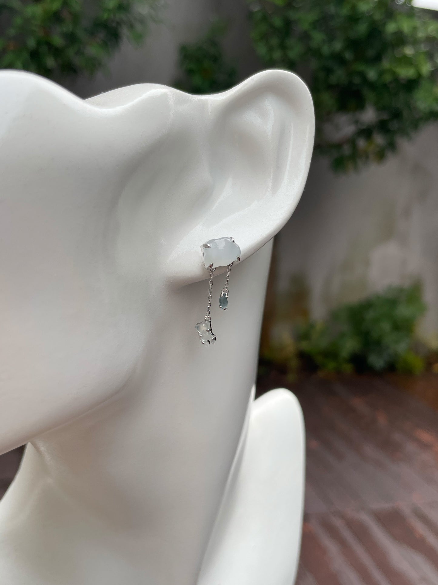 Jadeite Earrings - Fluffy Clouds With Teddy Bears (NJE117)