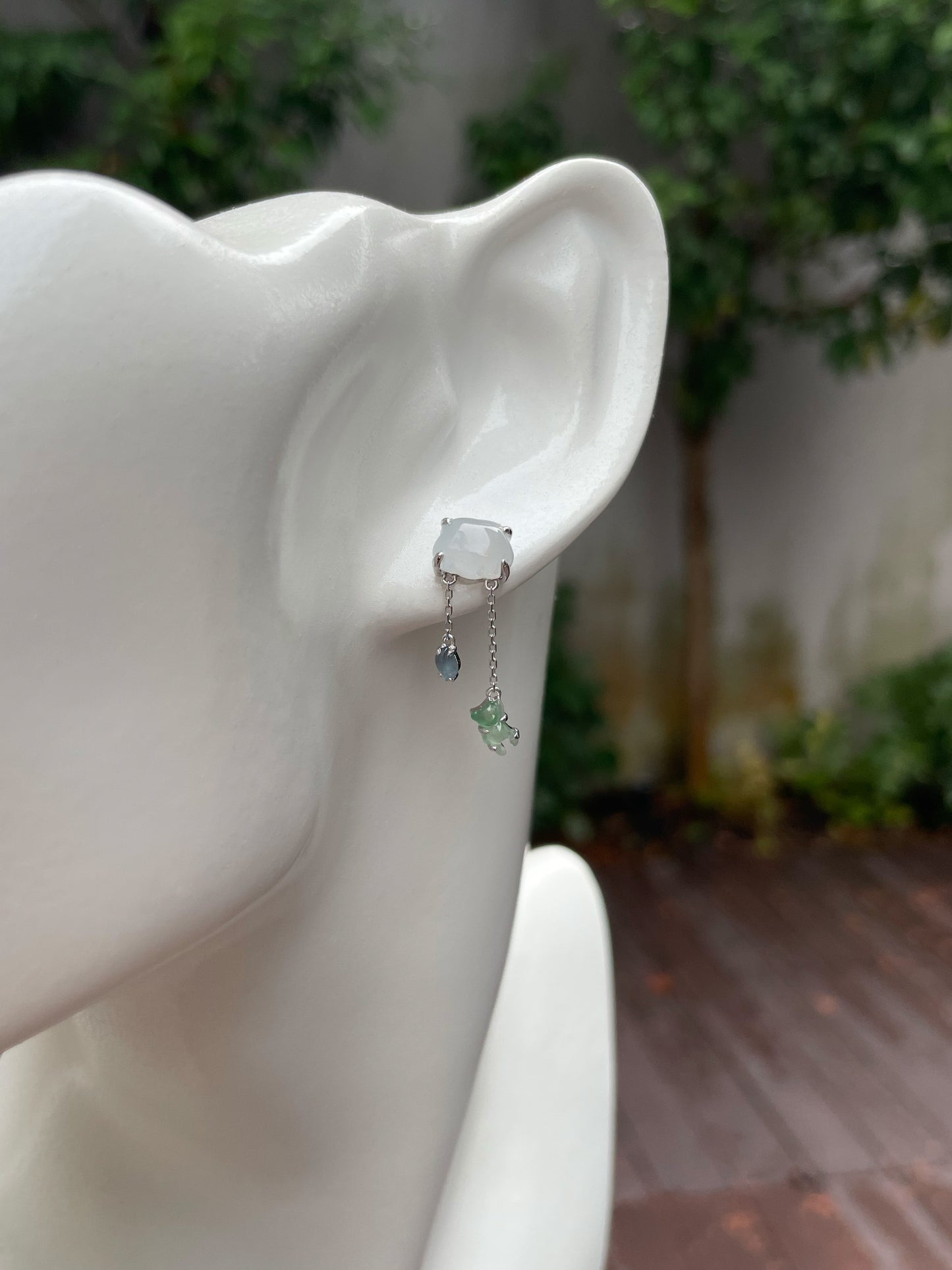 Jadeite Earrings - Fluffy Clouds With Teddy Bears (NJE117)