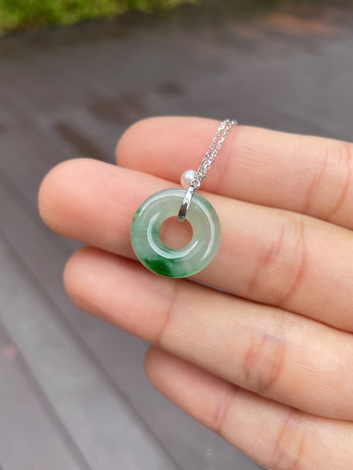 Jade Pendant with Necklace - Jade Donut (NJN010)