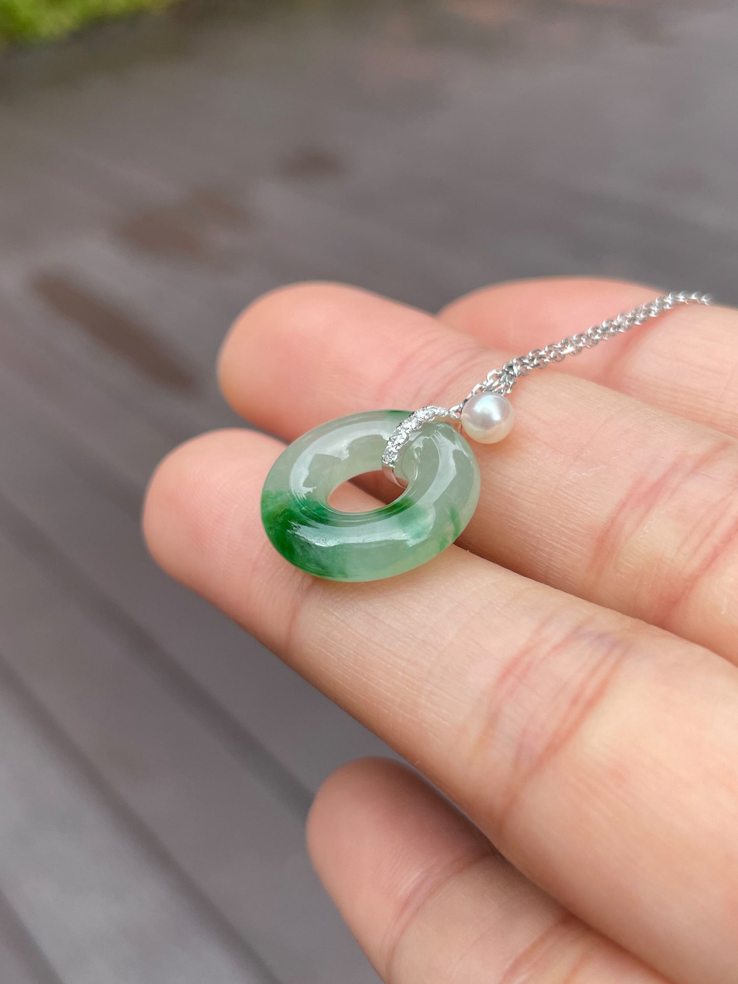 Jade Pendant with Necklace - Jade Donut (NJN010)