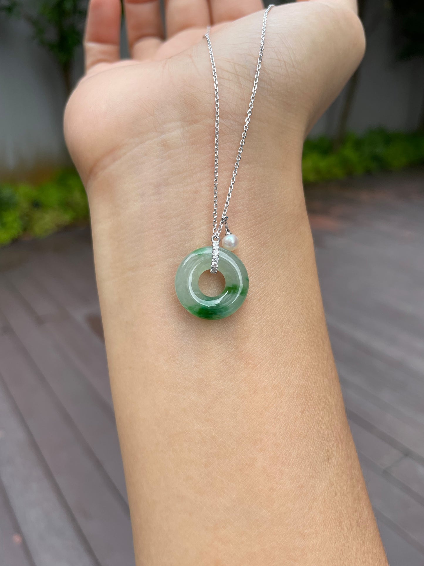Jade Pendant with Necklace - Jade Donut (NJN010)