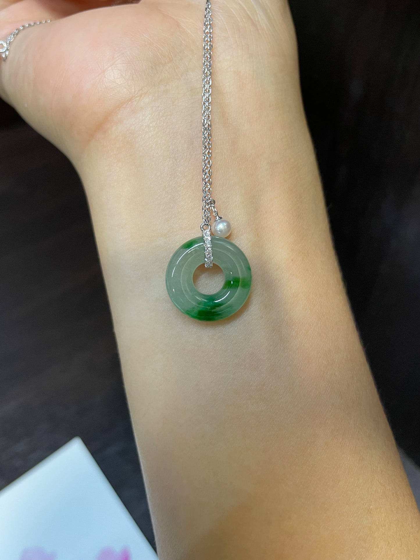 Jade Pendant with Necklace - Jade Donut (NJN010)