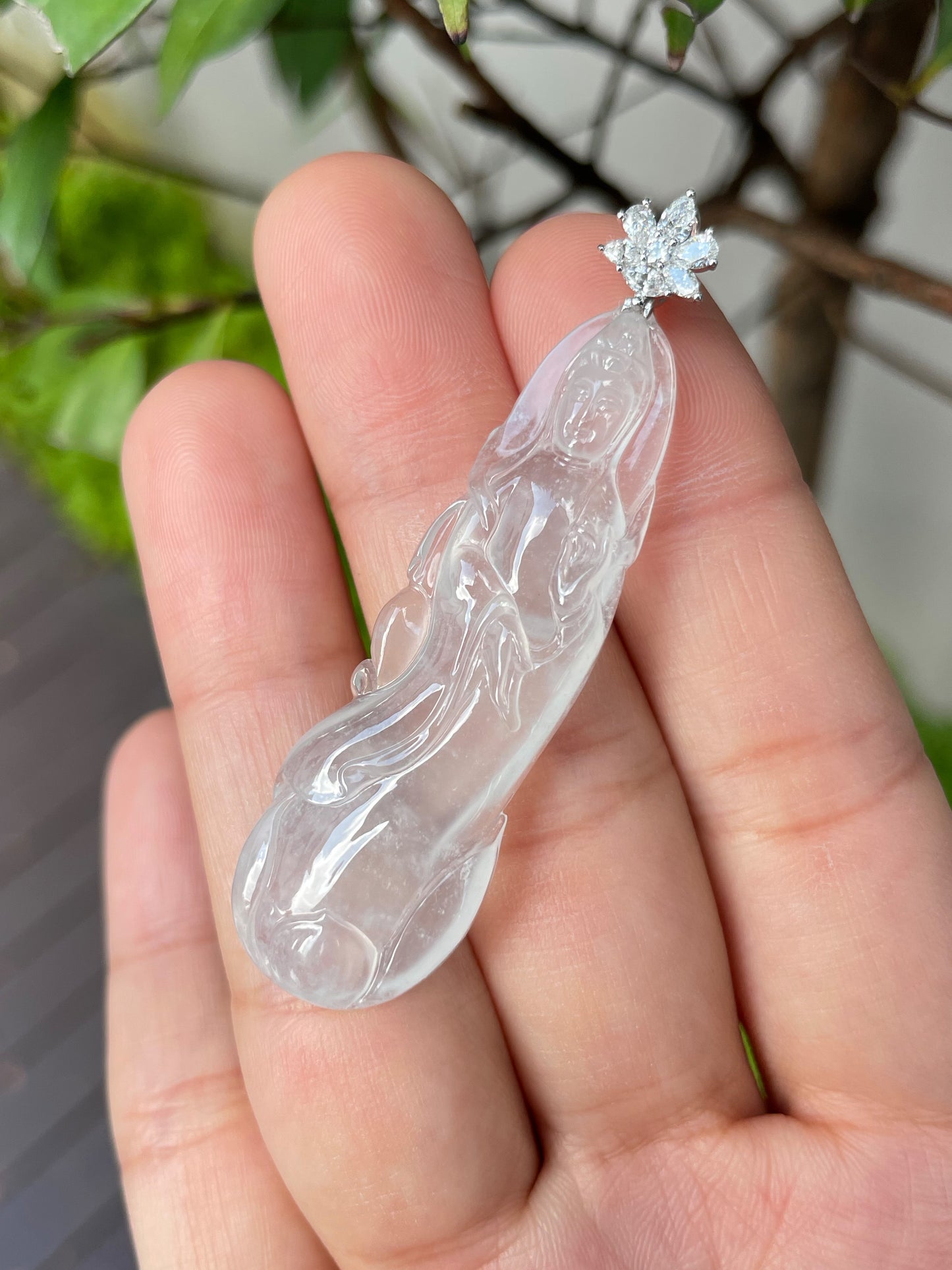 Glassy Jadeite Pendant - Guan Yin 观音 (NJP013)
