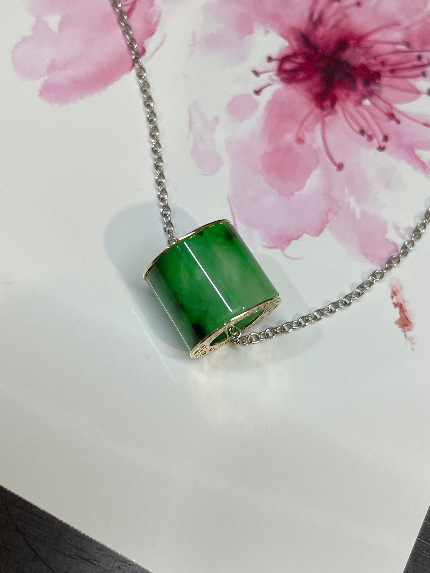 Green Jade Barrel Pendant - Lu Lu Tong 路路通 (NJP024)