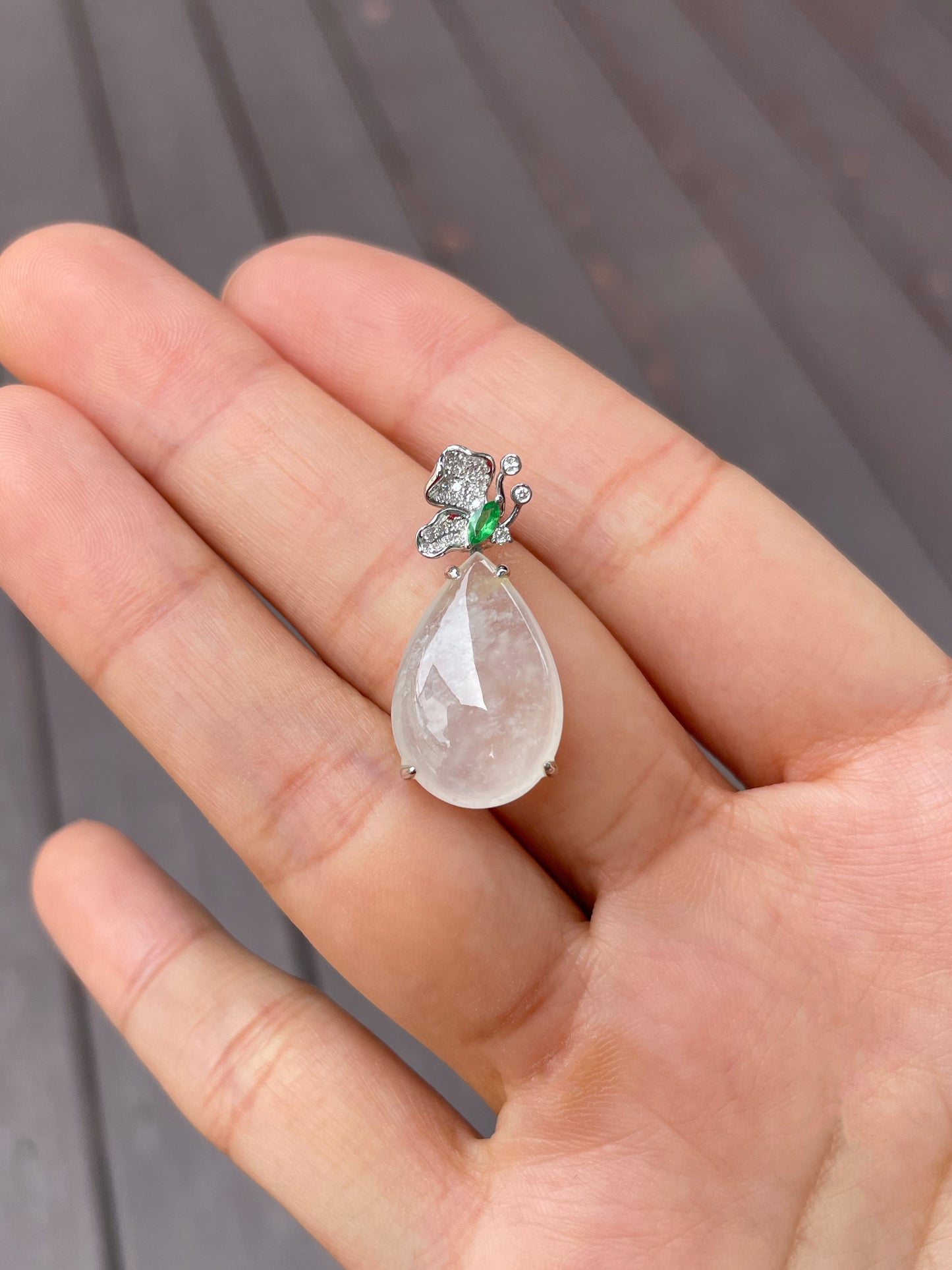 Icy Jadeite Pendant (NJP038)