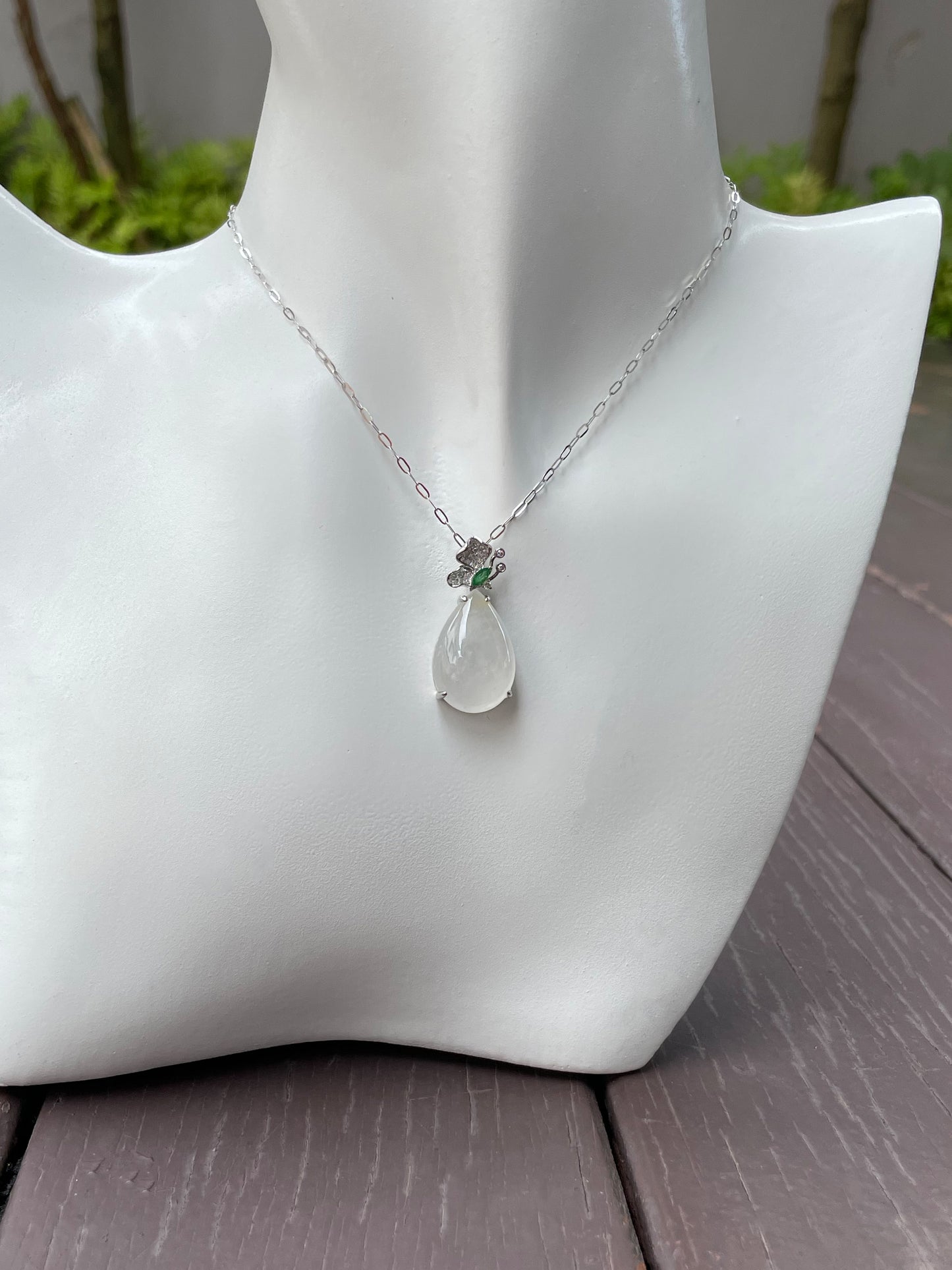 Icy Jadeite Pendant (NJP038)