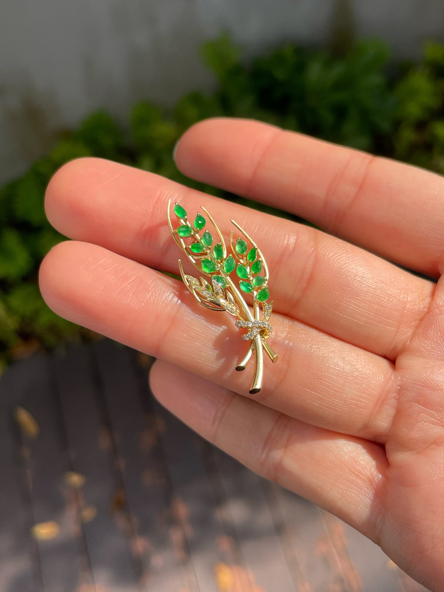Green Jade Pendant / Brooch - Wheat (NJP047)