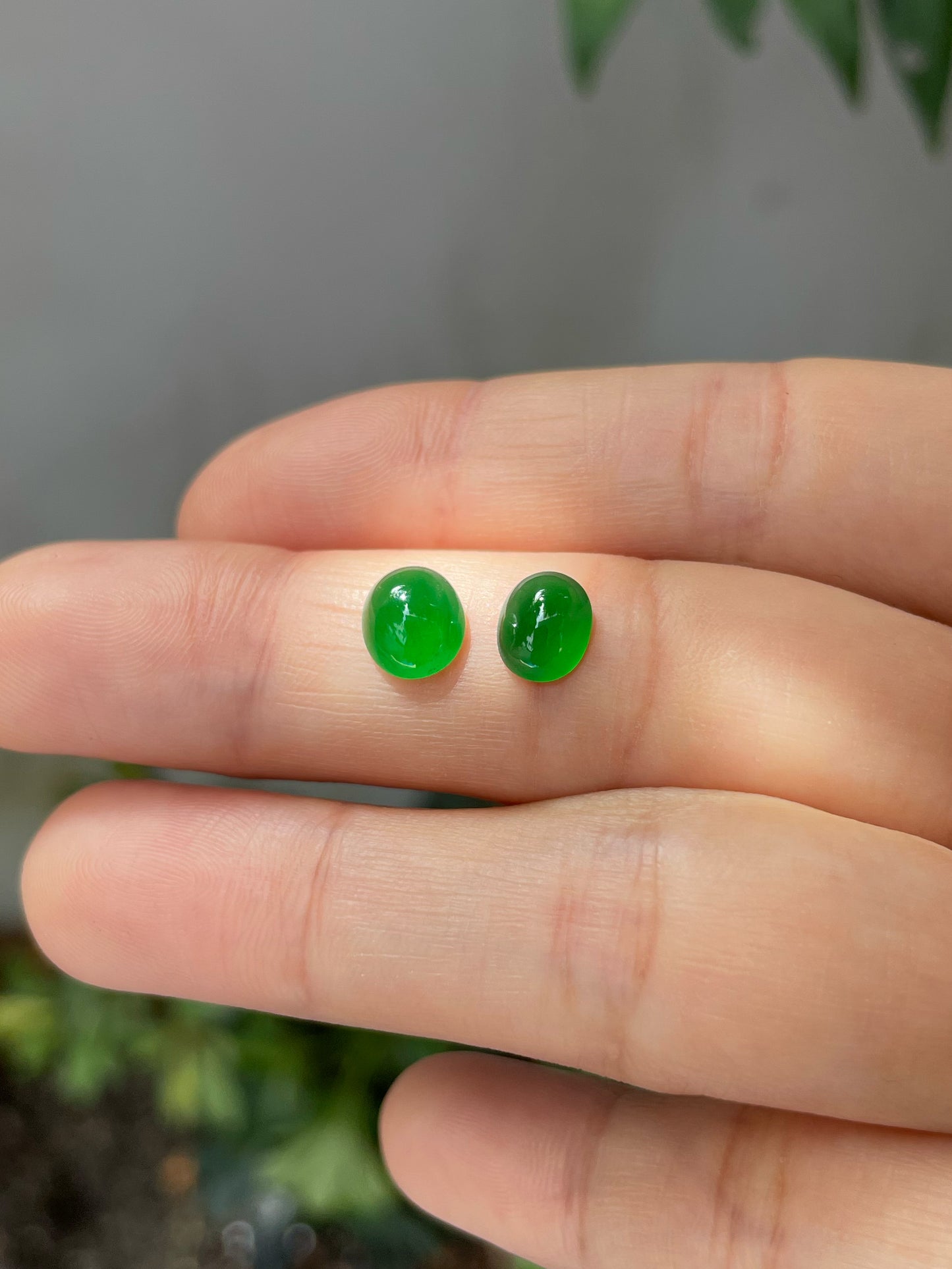 Green Cabochons Jadeite Pendant (NJP055)