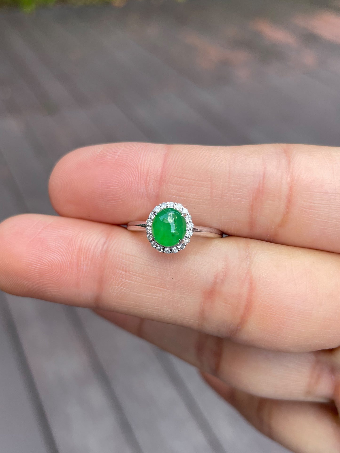 Green Jadeite Cabochon Ring (NJR010)