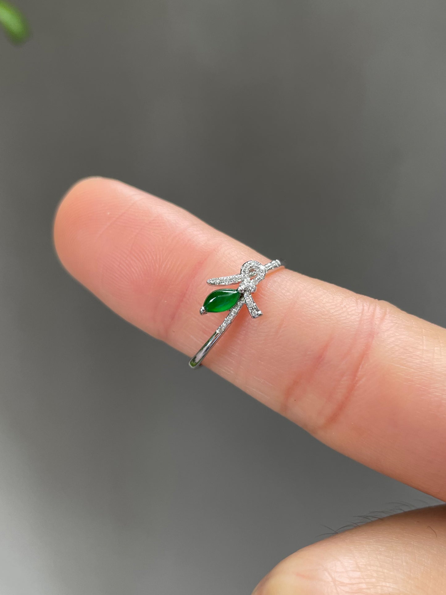 Green Jadeite Ring (NJR014)