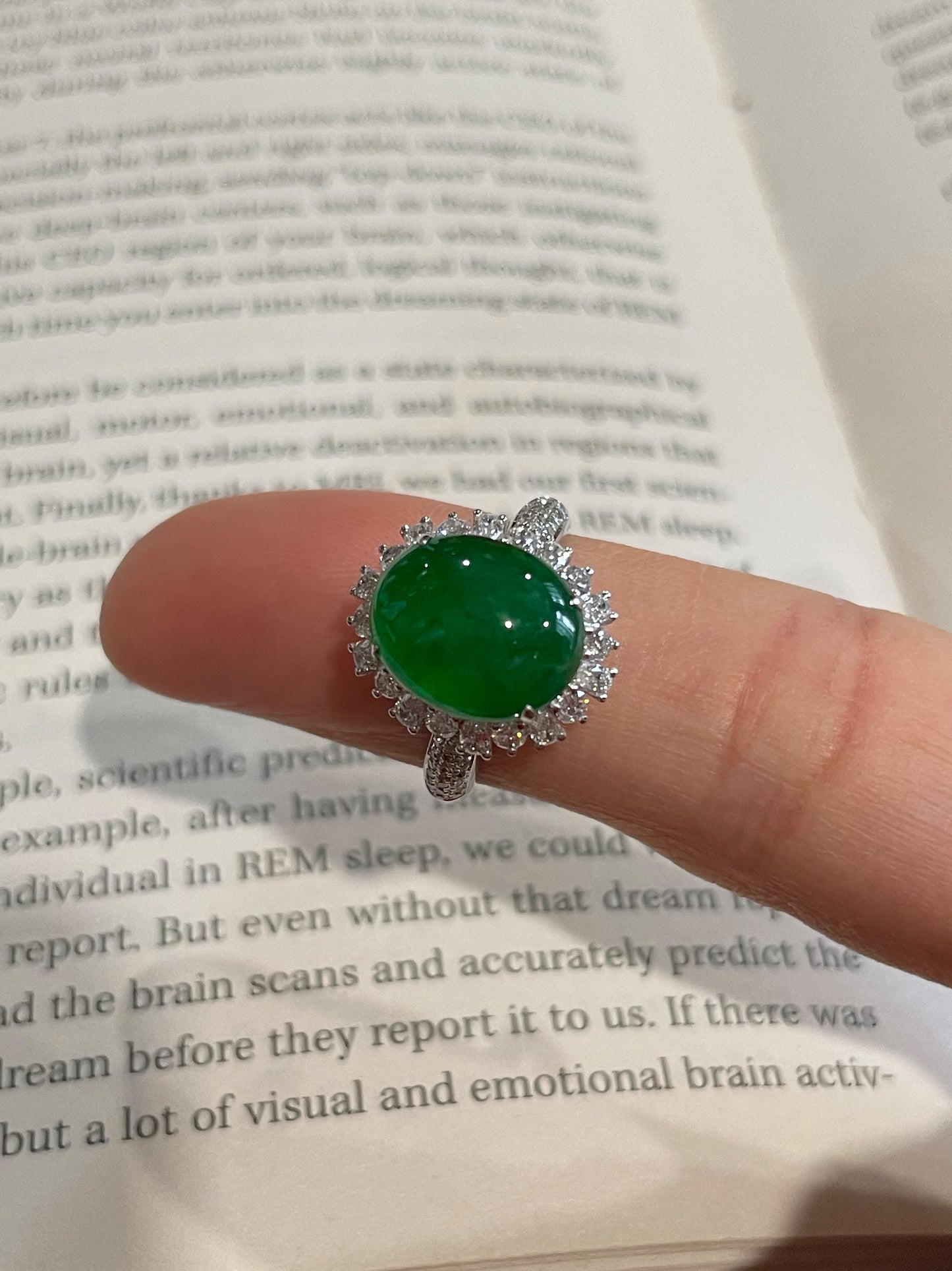 Green Jadeite Cabochon Ring (NJR016)