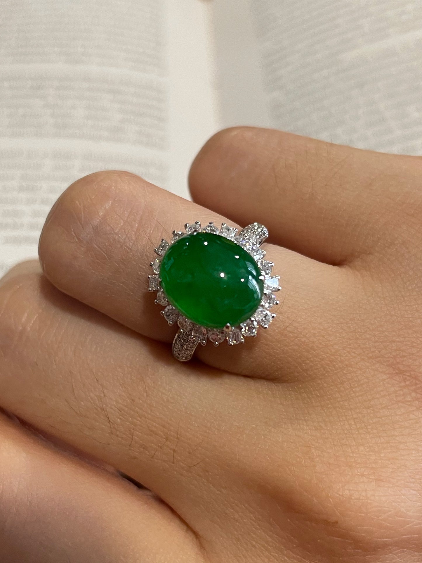 Green Jadeite Cabochon Ring (NJR016)