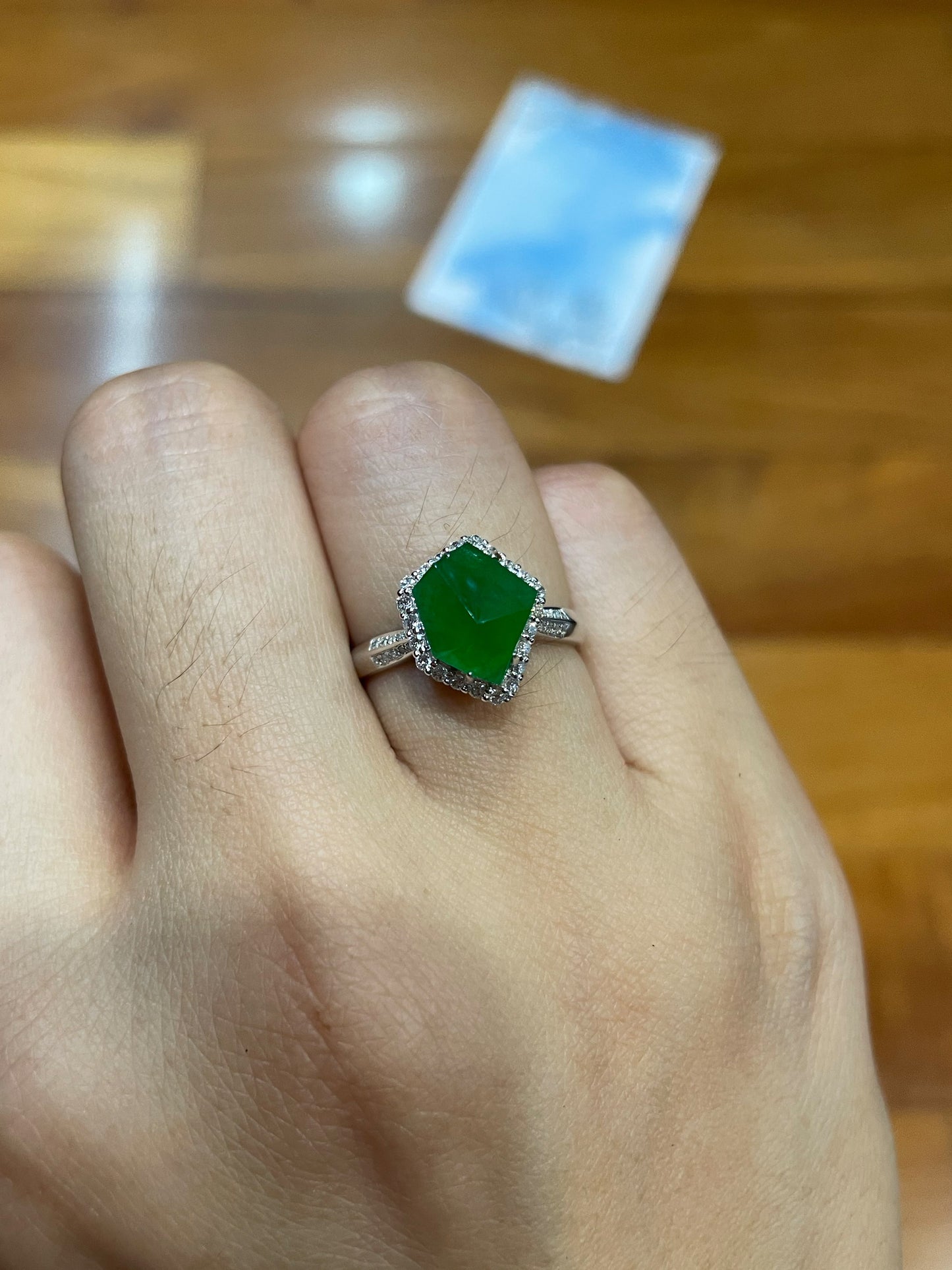 Green Jadeite Ring (NJR022)