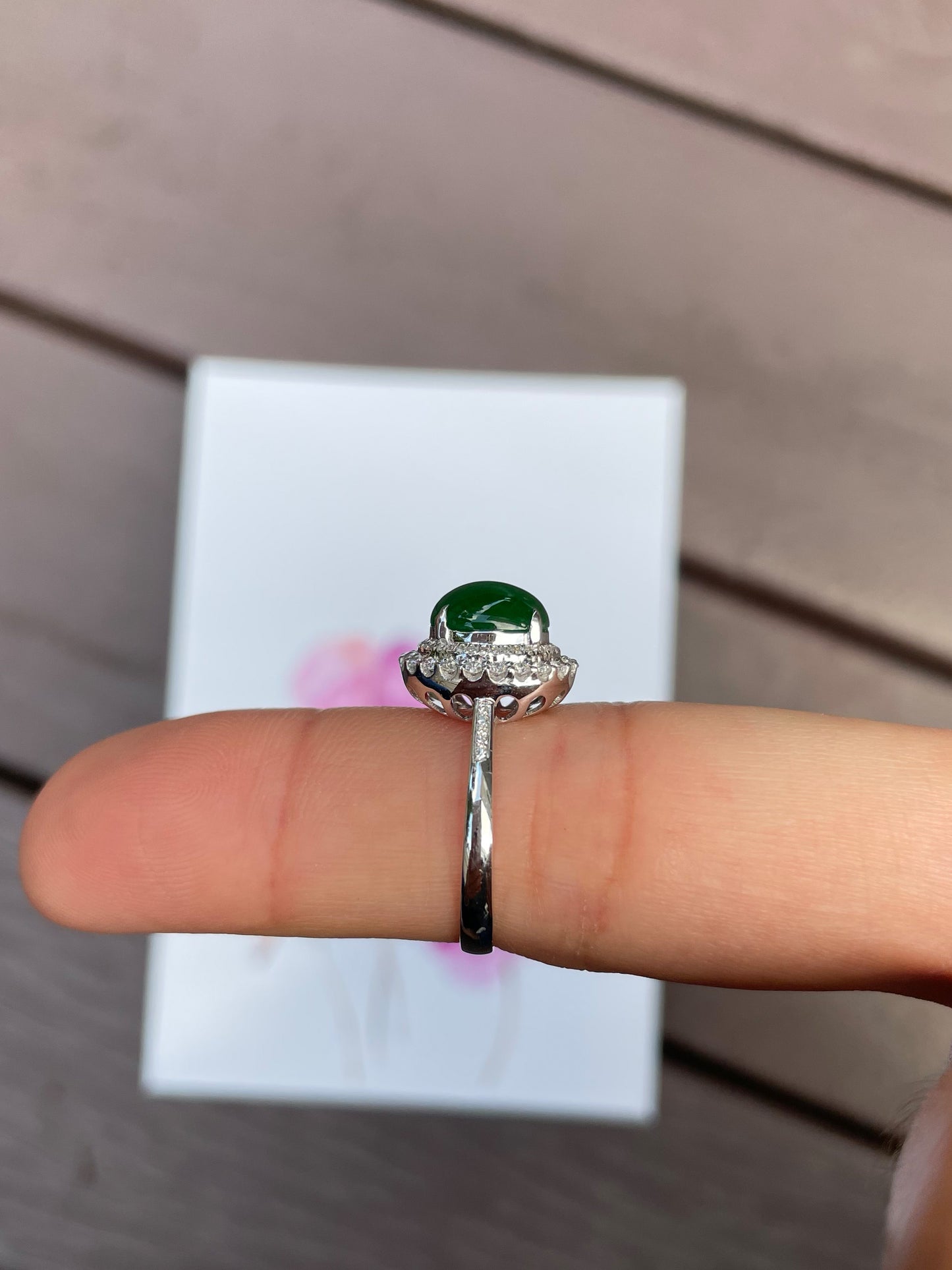 Green Jadeite Cabochon Ring (NJR024)
