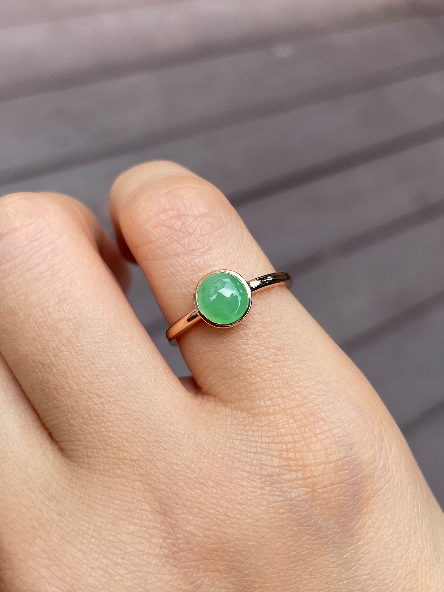 Light Green Jade Cabochon Ring (NJR035)