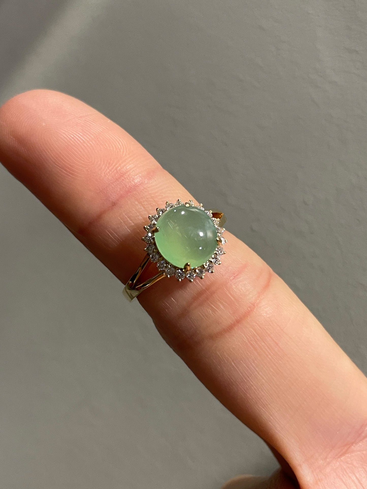 Icy Light Green Jade Cabochon Ring (NJR040)