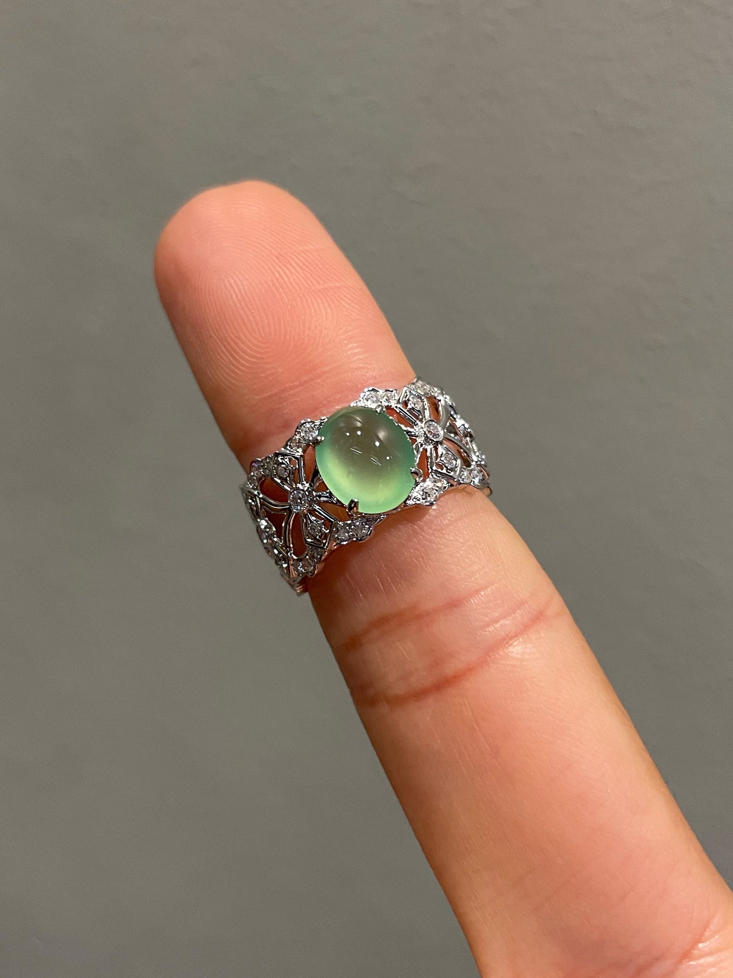 Icy Green Jade Cabochon Ring (NJR074)