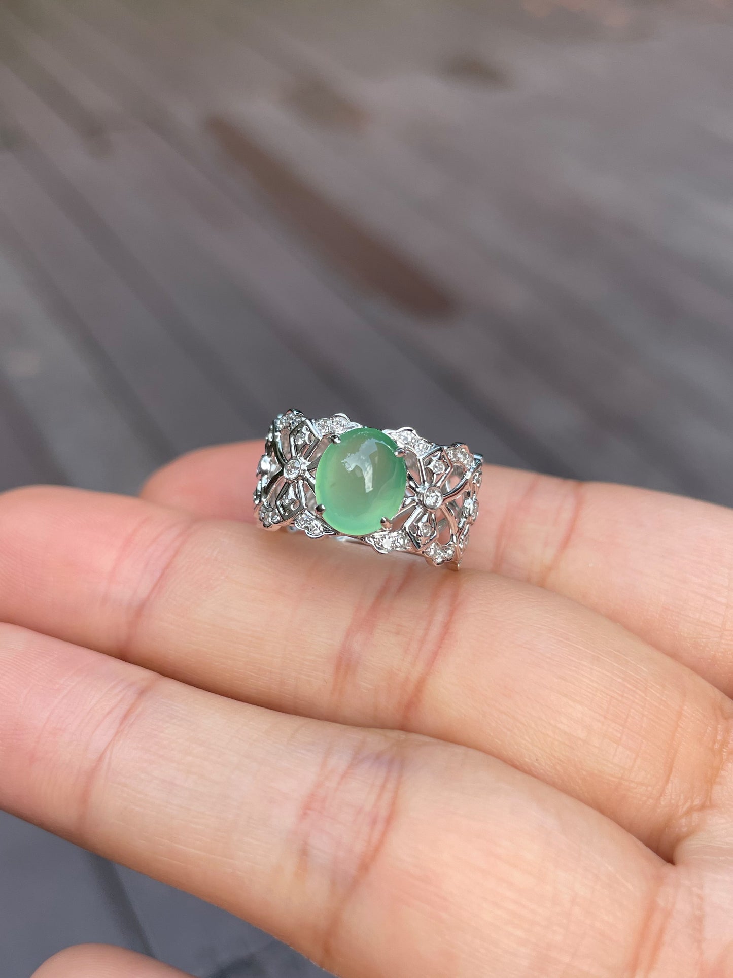 Icy Green Jade Cabochon Ring (NJR074)