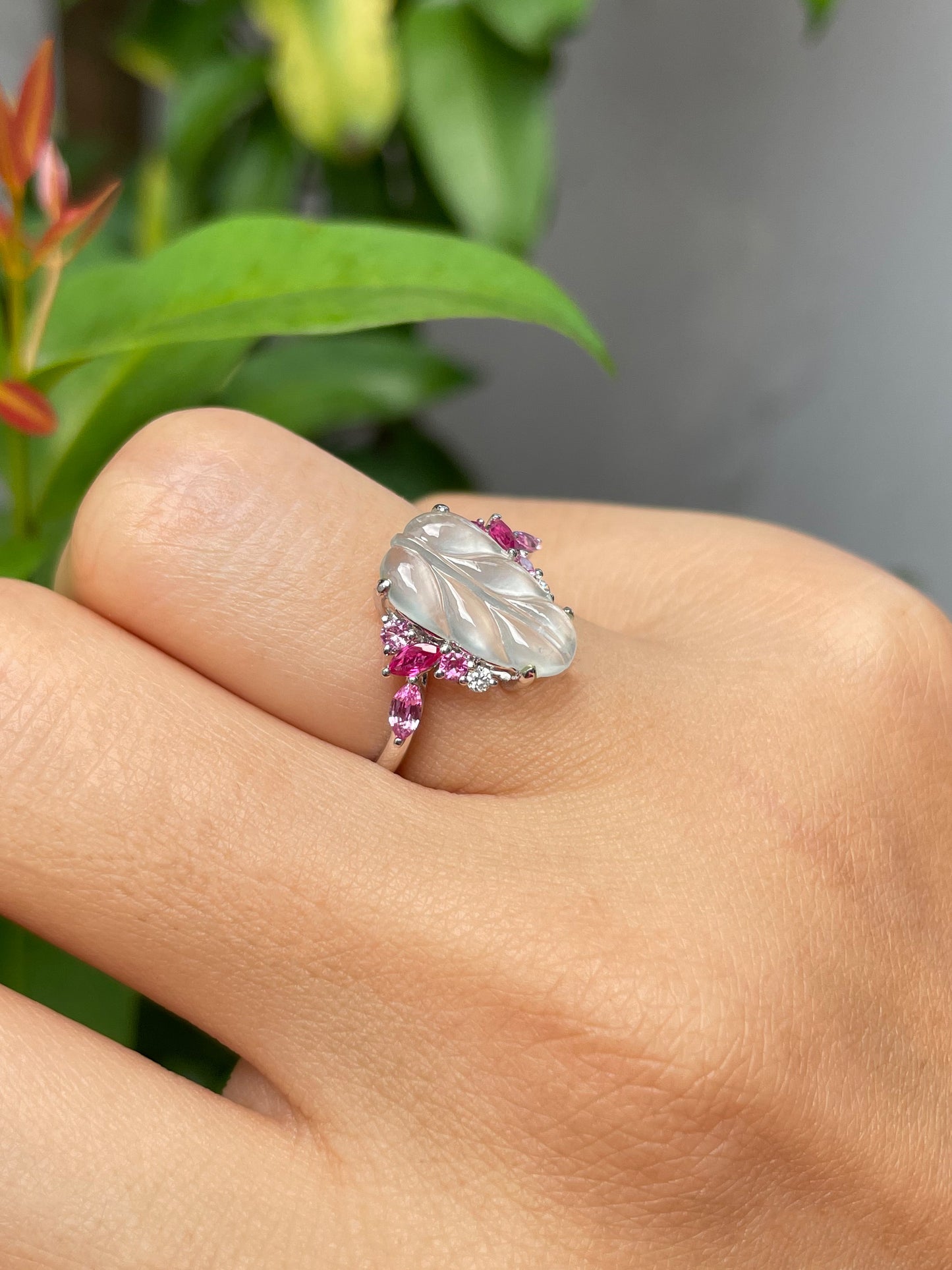 Icy Jadeite Ring - Leaf Carving 叶子 (NJR090)