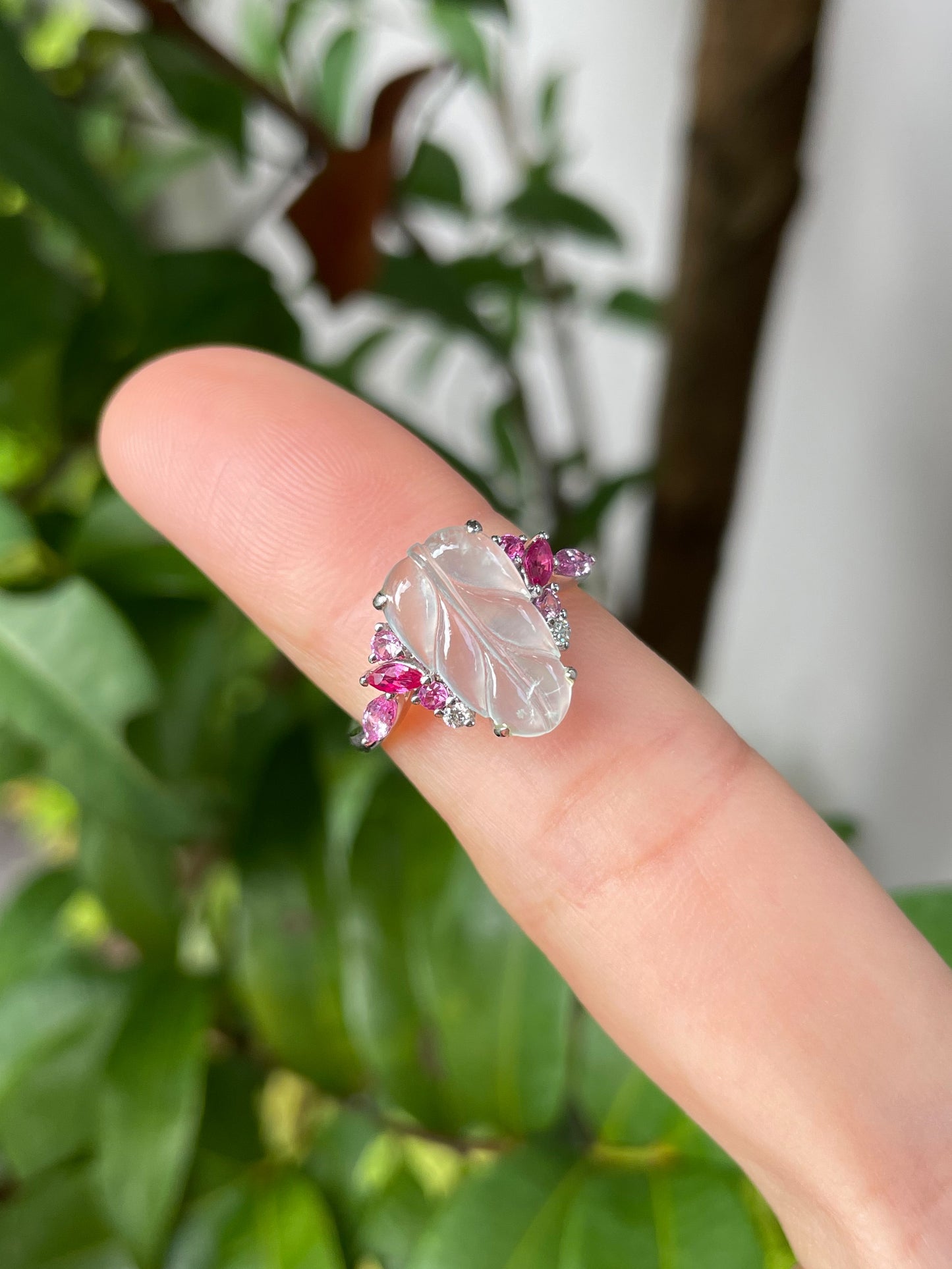 Icy Jadeite Ring - Leaf Carving 叶子 (NJR090)