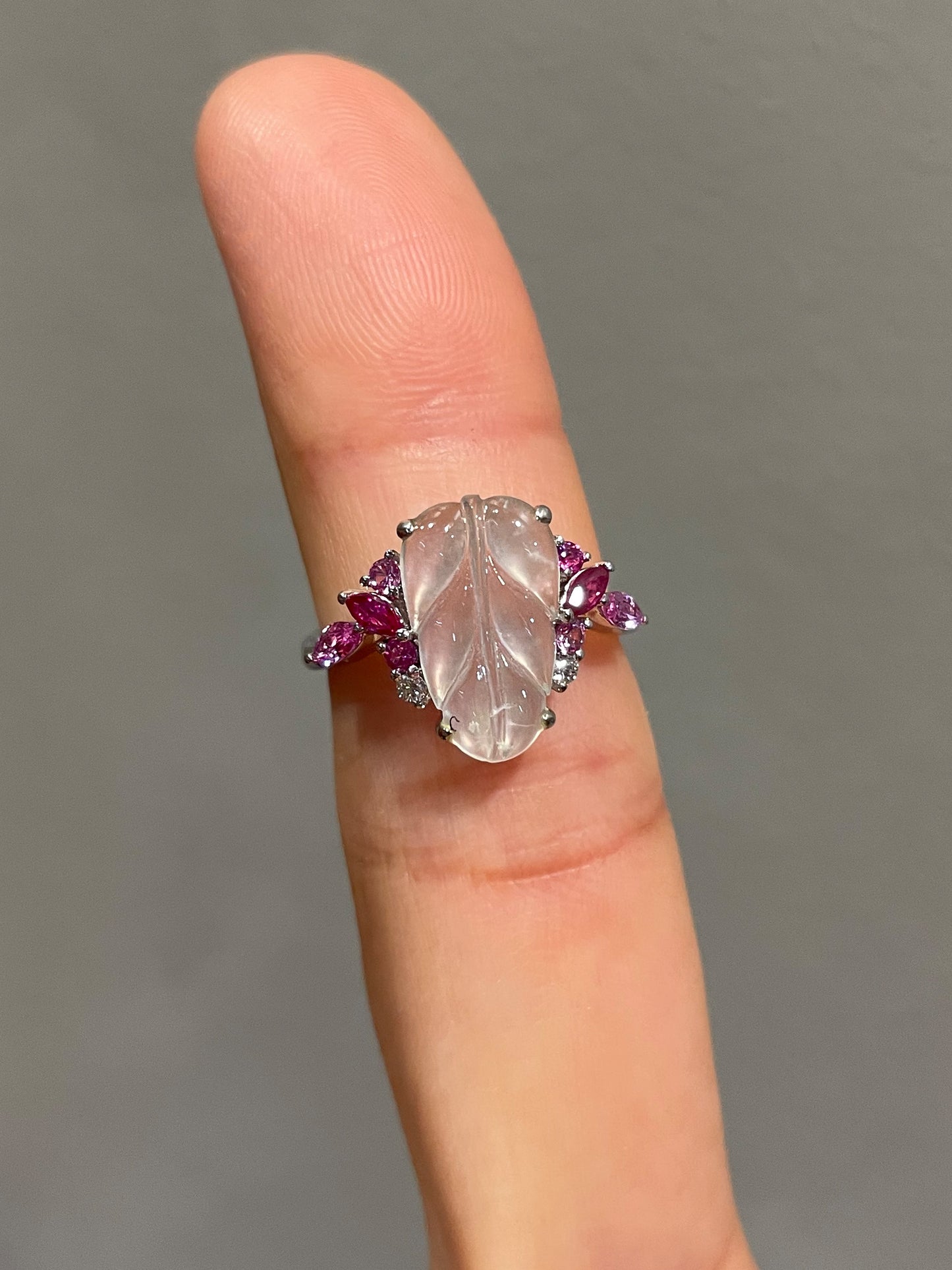 Icy Jadeite Ring - Leaf Carving 叶子 (NJR090)