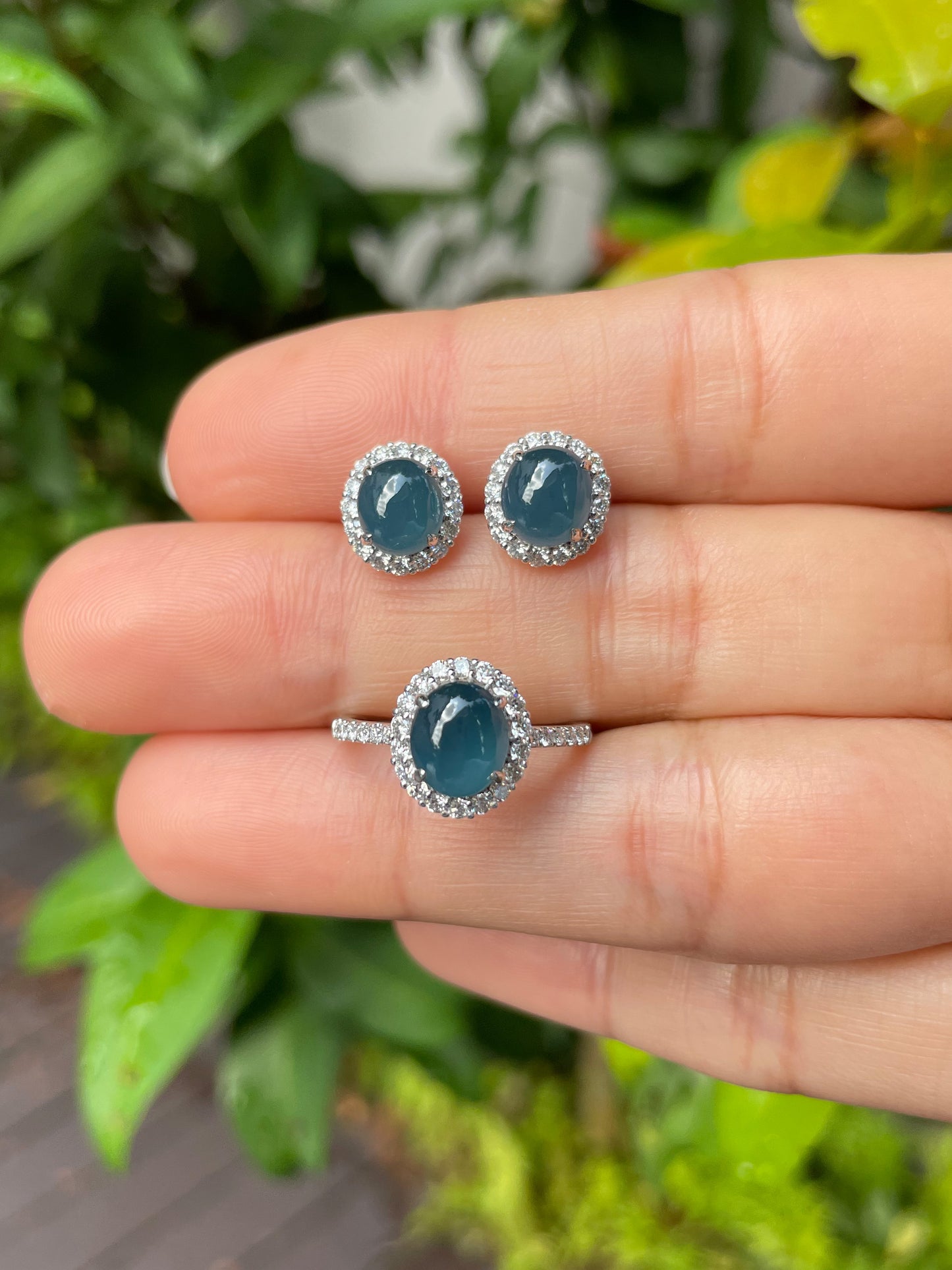 Blue Jade Cabochon Ring (NJR095)