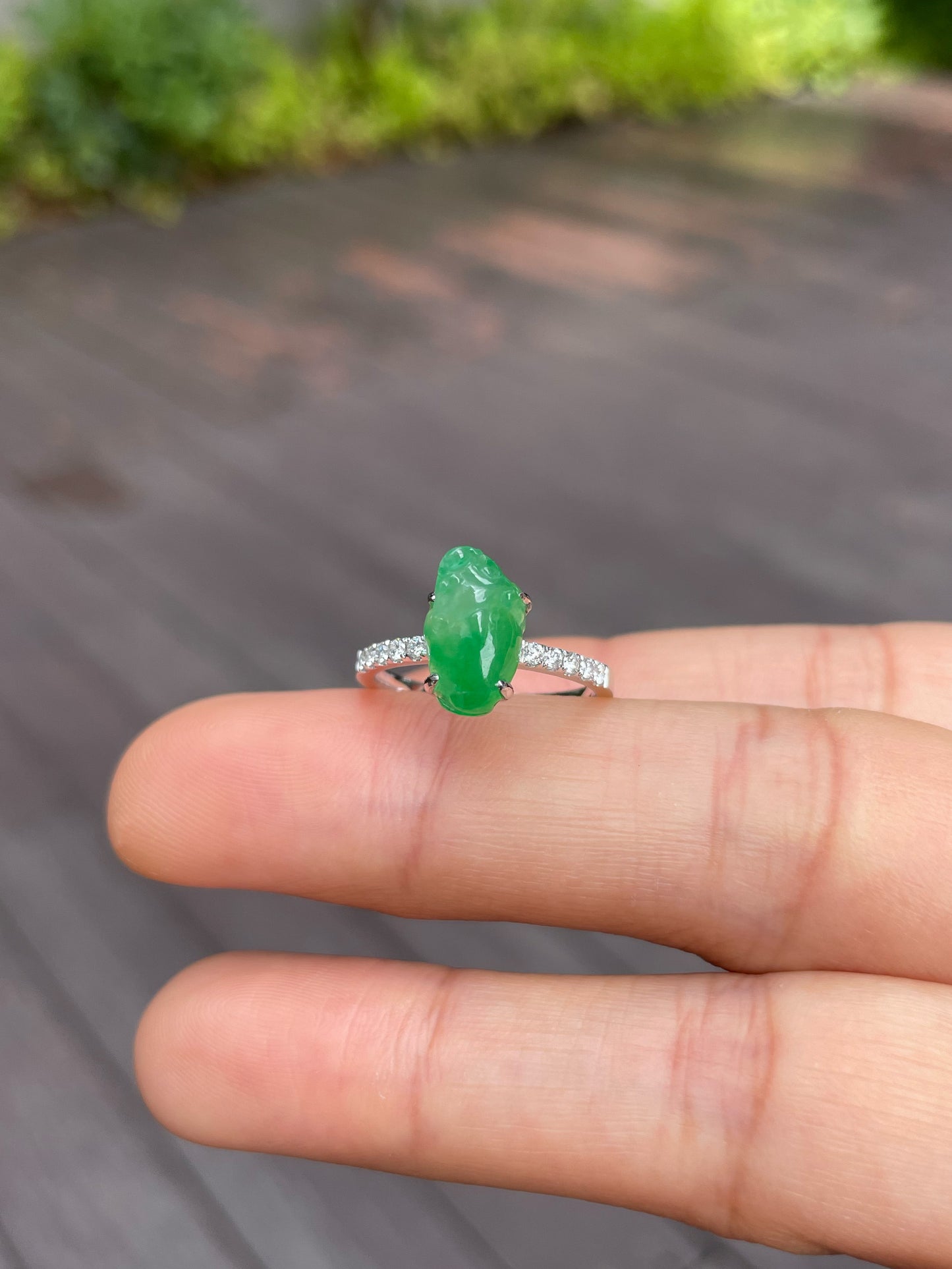 Green Jade Ring - Three Legged Toad (NJR104)