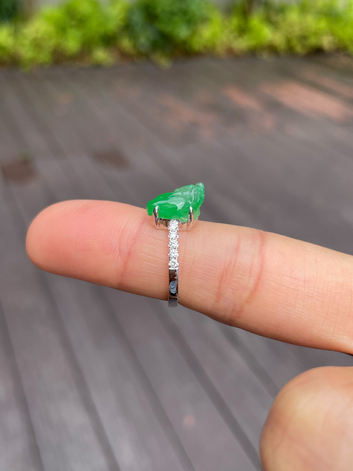Green Jade Ring - Three Legged Toad (NJR104)