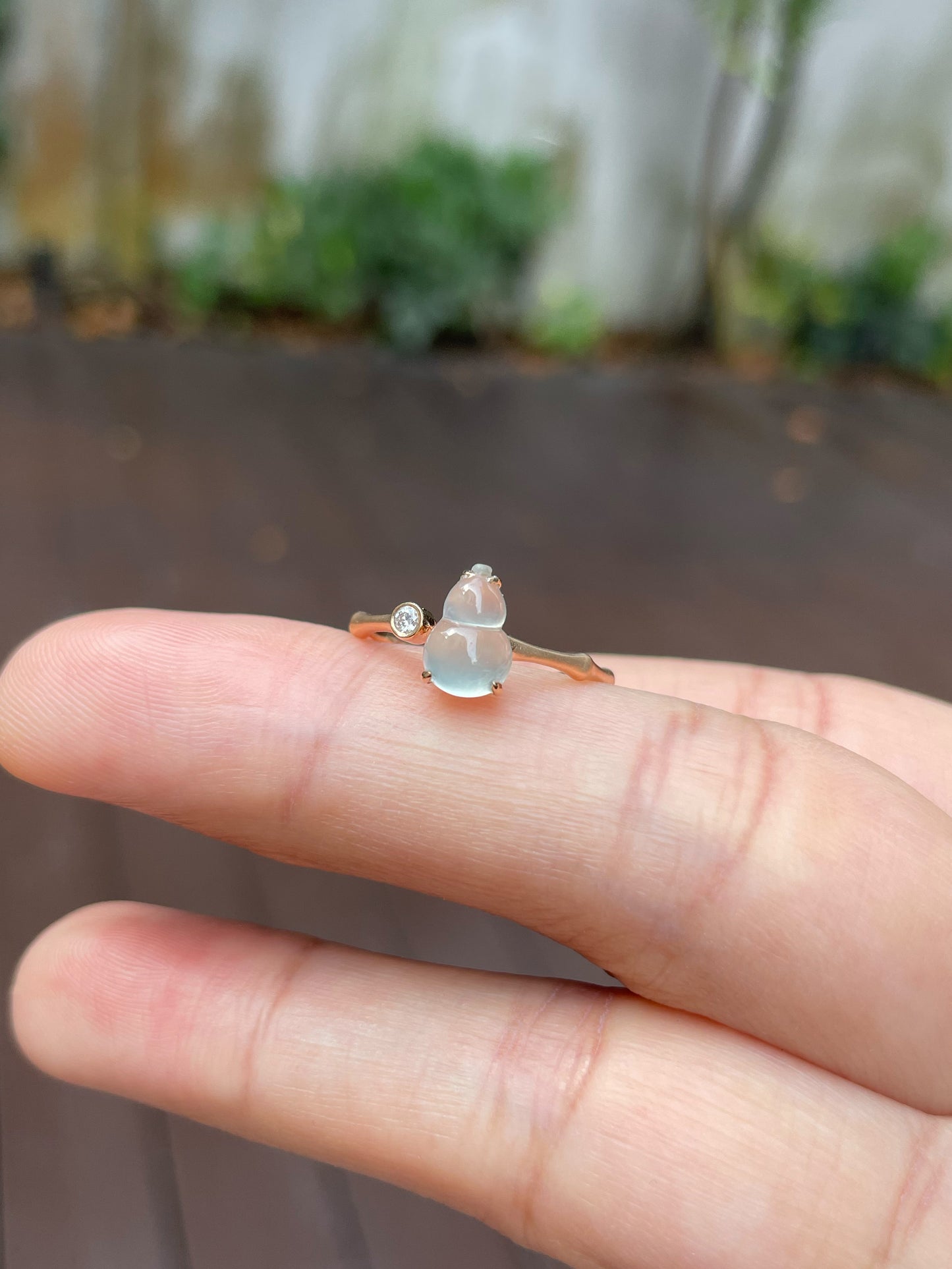 Glassy Jadeite Ring - Hu Lu 葫芦 (NJR152)